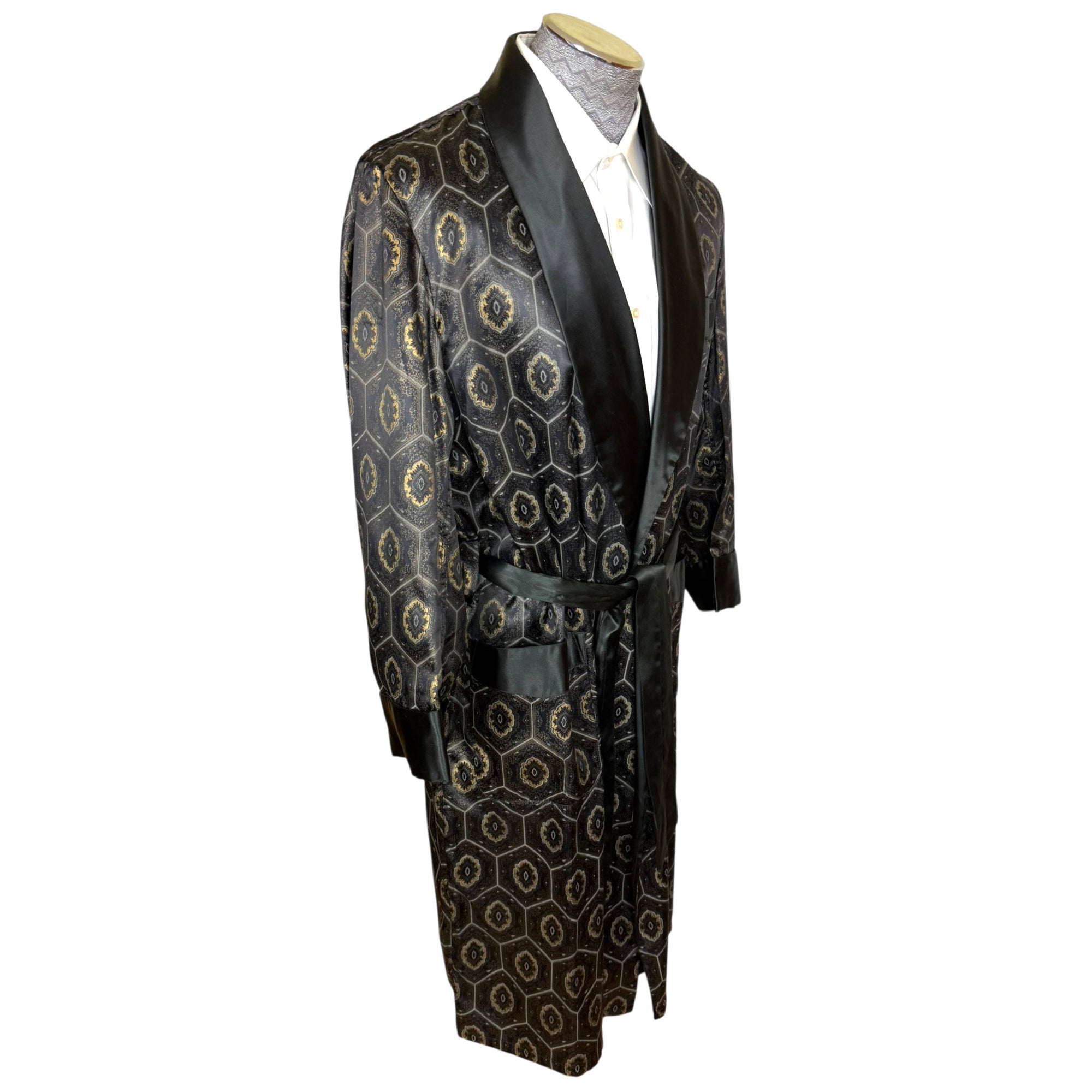 angled view of mens vintage 50s dressing gown