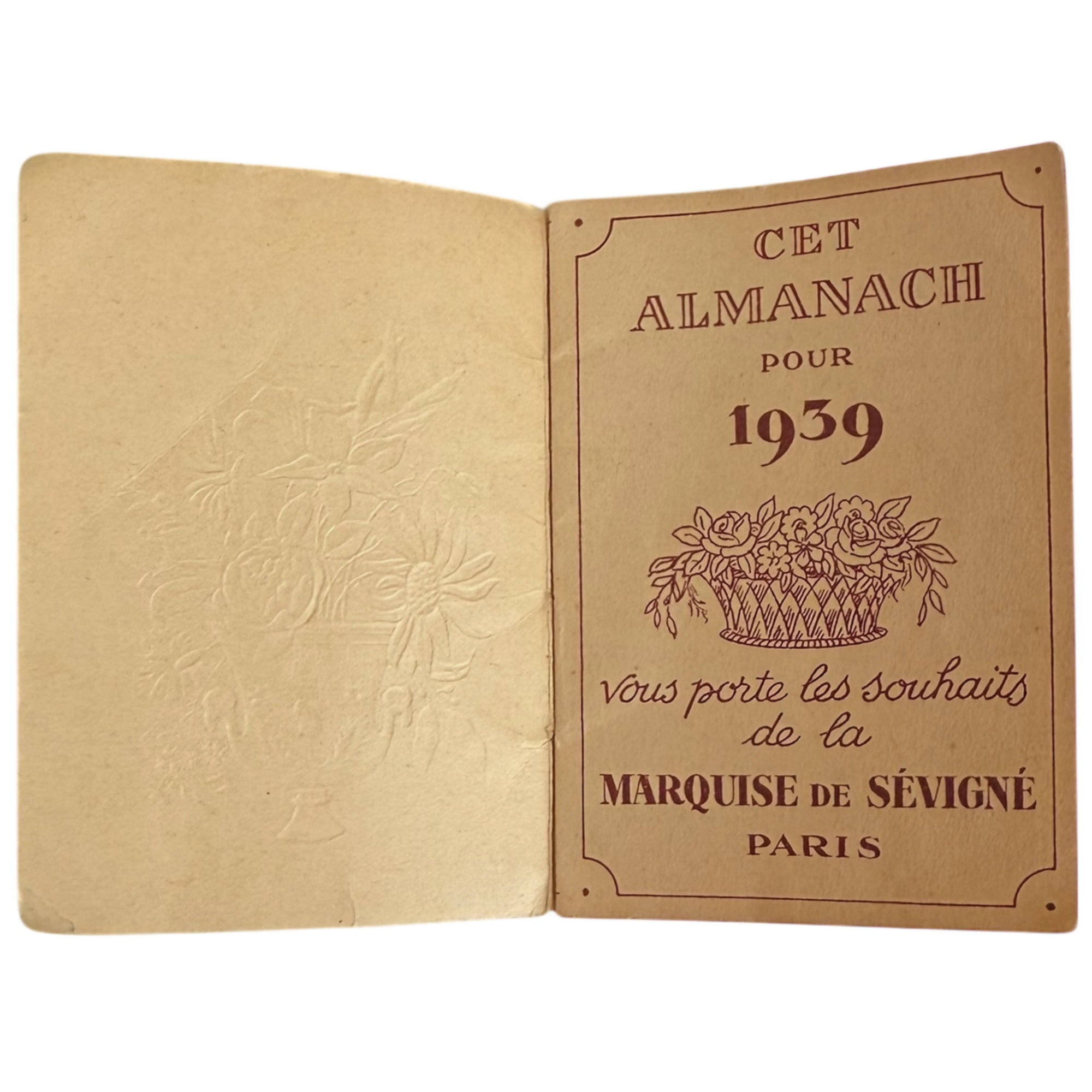 Art Deco 1930s Celluloid Chocolate Box La Marquise de Sévigné Paris Fan Shaped