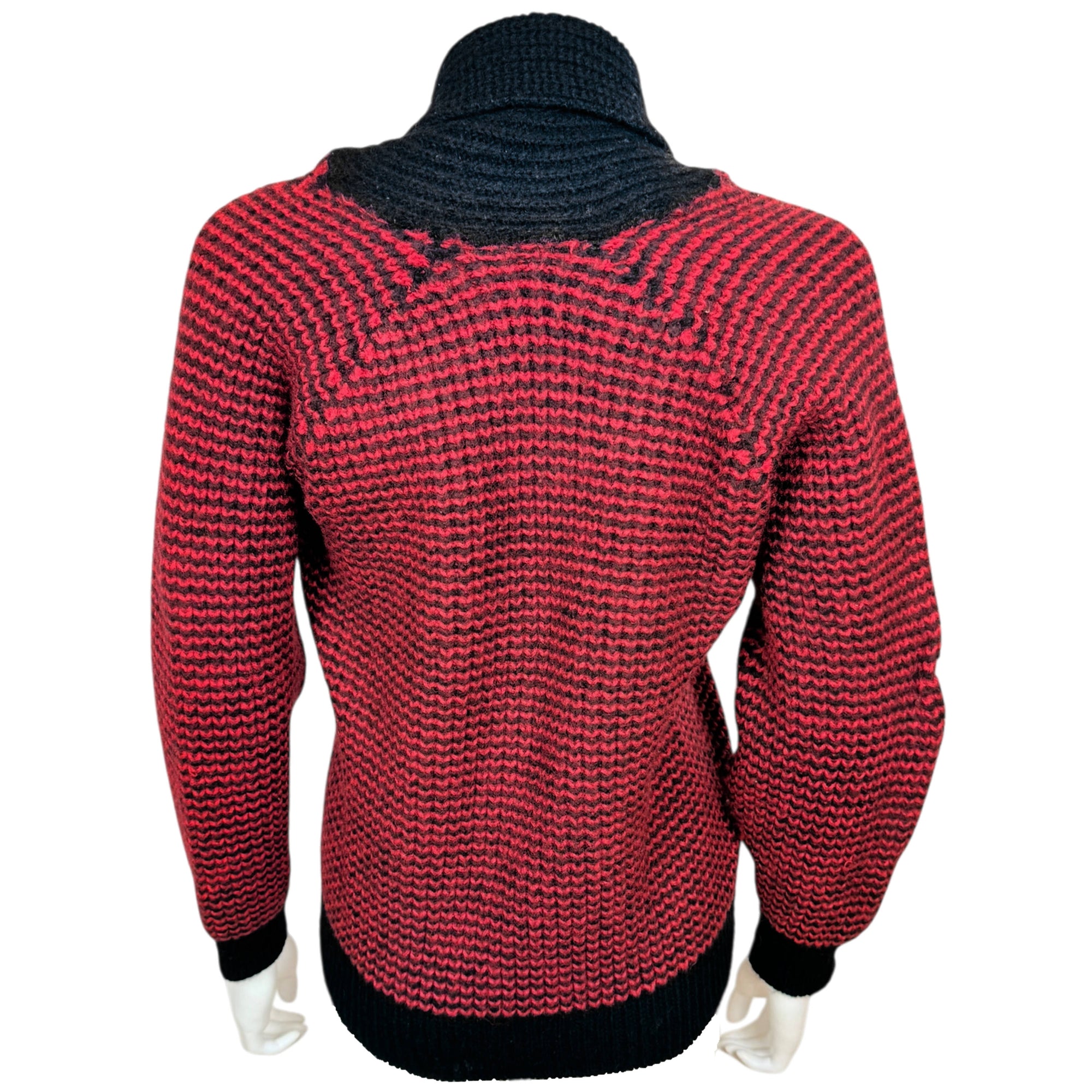 Vintage 1960s Pullover Sweater Hand Knit Wool with Raglan Sleeves Made in Canada Size S