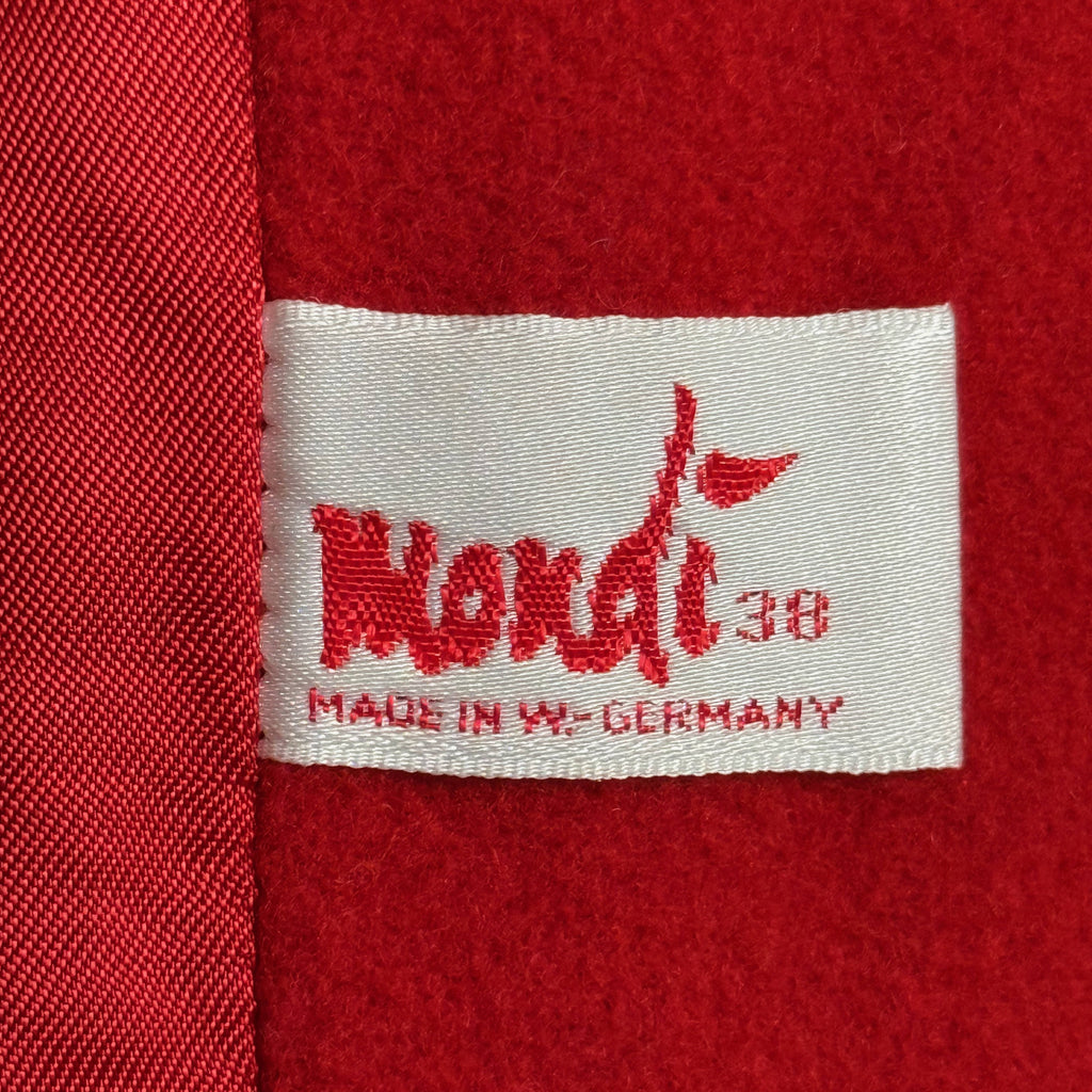Original Mondi clothing label reading size 38 and Made in W. Germany.