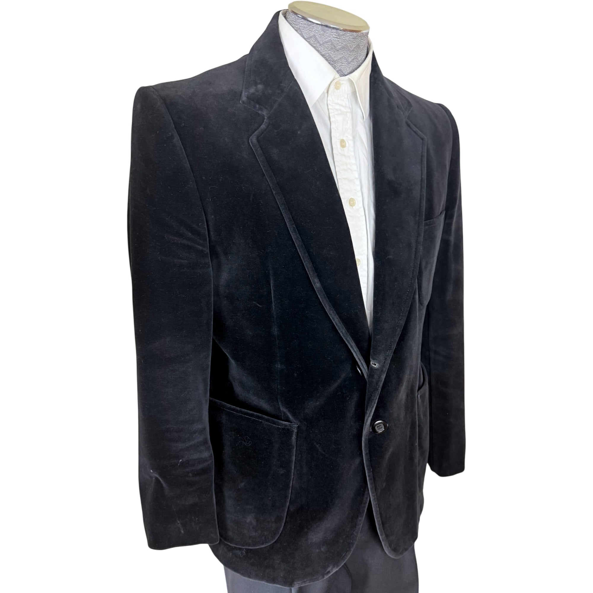 Vintage 1970s Black Velvet Jacket Men’s Tailored Blazer Morrie Gold Canada Size 42