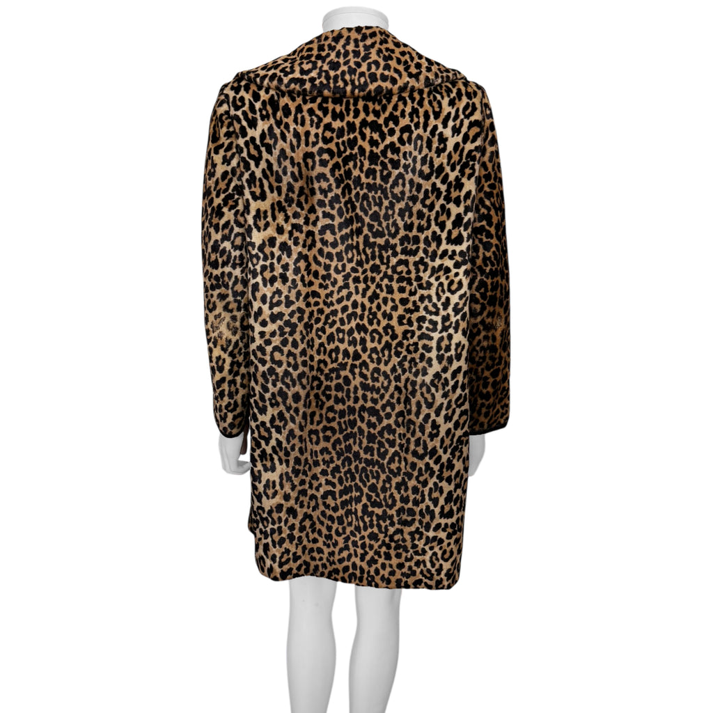 Back view of 1960s leopard print coat by Niccolini 