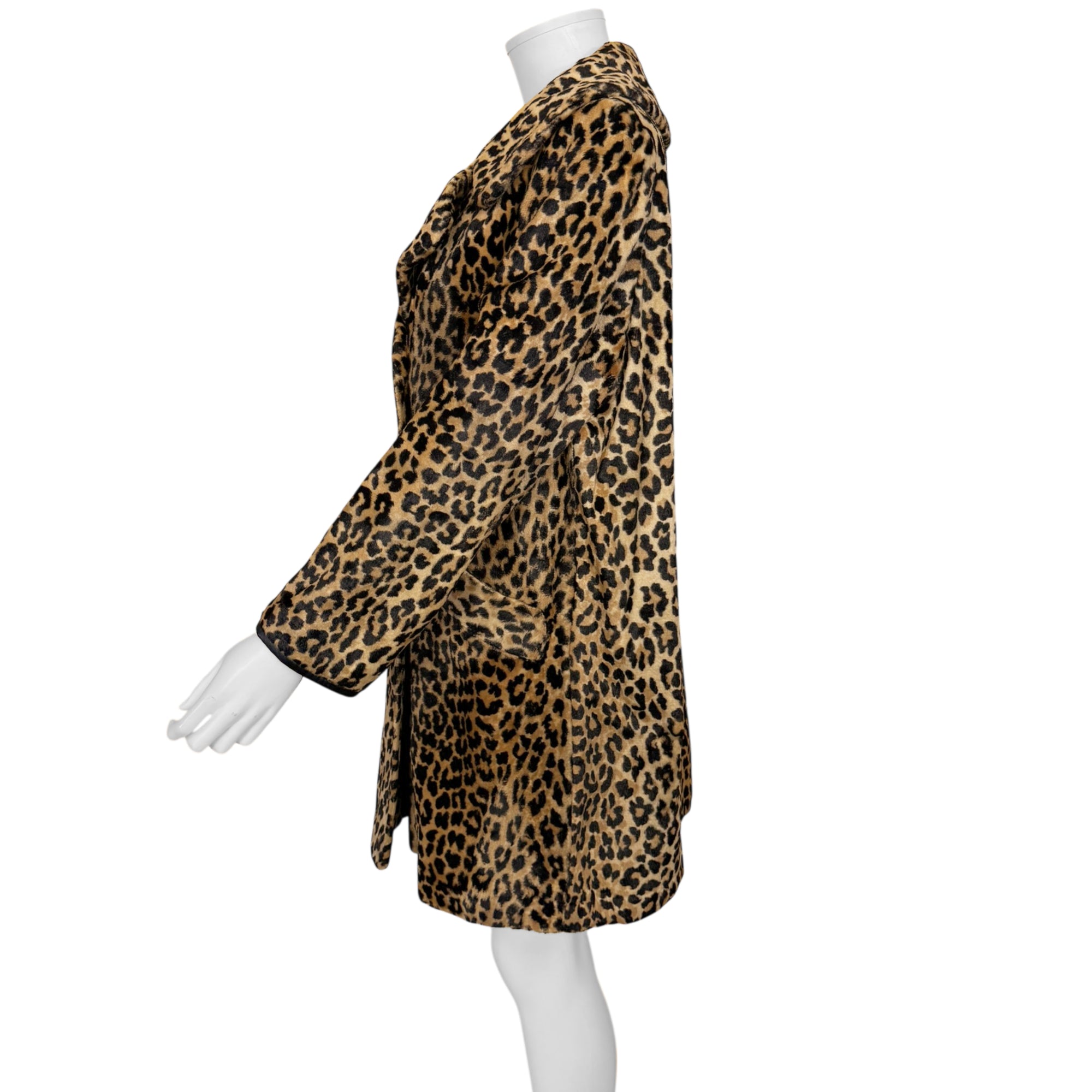 Side view of 1960s leopard print coat by Niccolini 