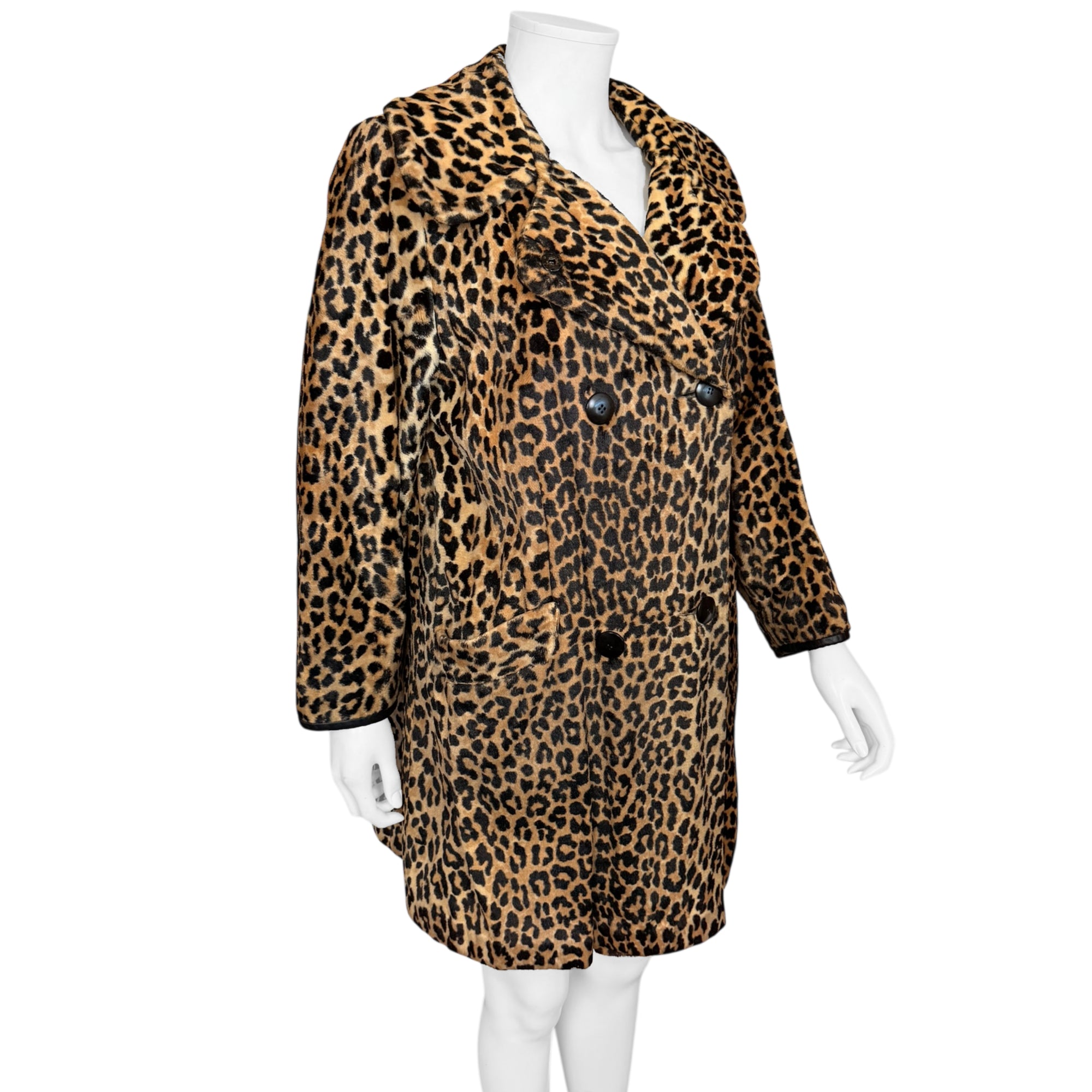 Angled view of 1960s leopard print coat by Niccolini 