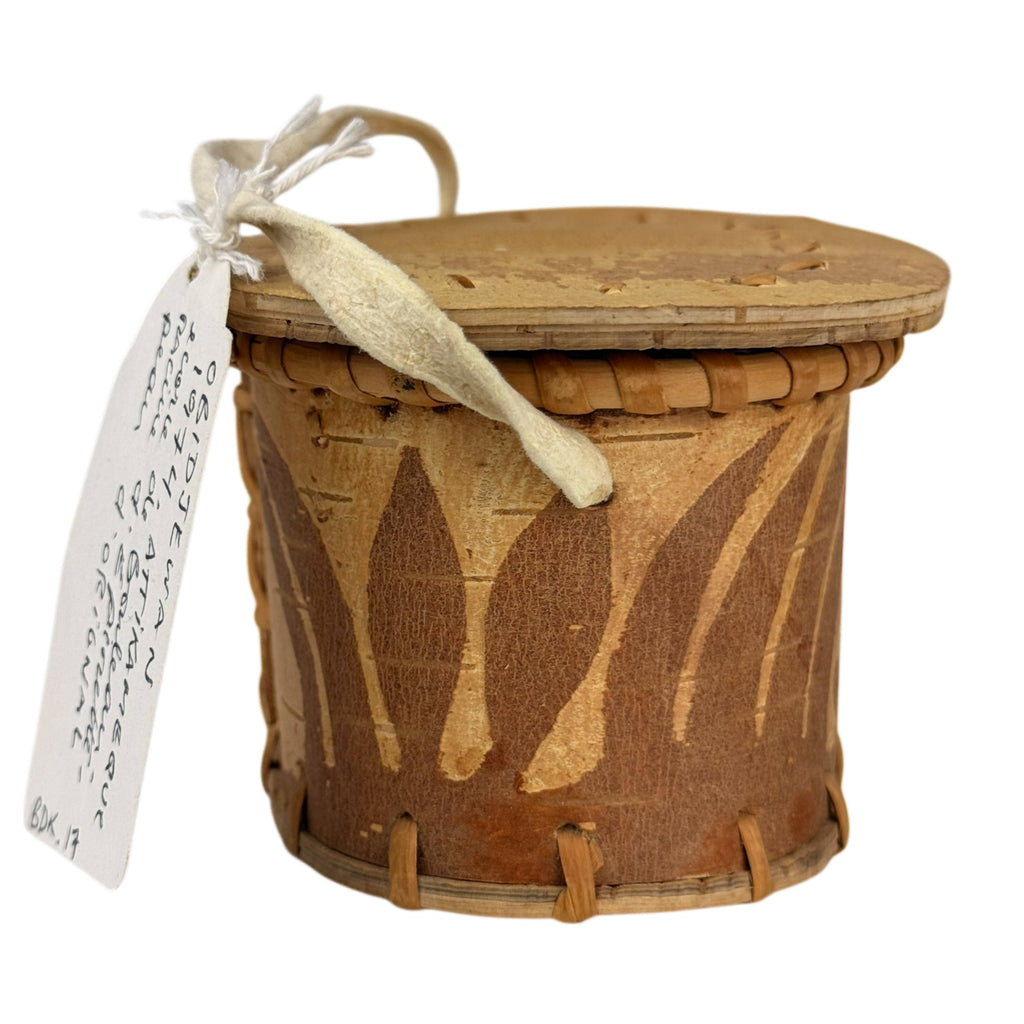 Ojibwe Birchbark Covered Box with Rabbit Motif, Attikamekw / Anishinaabe