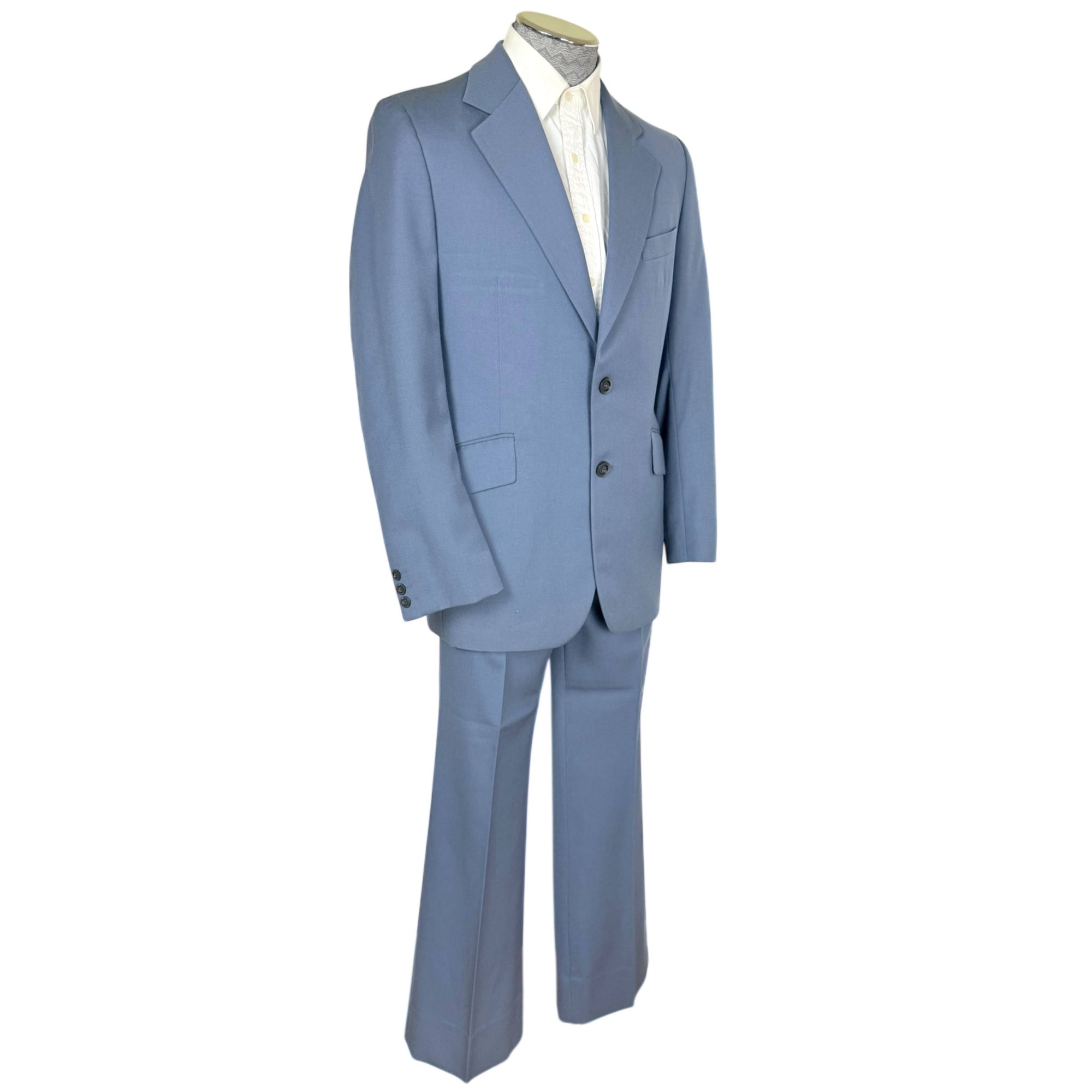 Vintage 1970s Men’s Suit Oleg Cassini Light Blue Wool Sz M