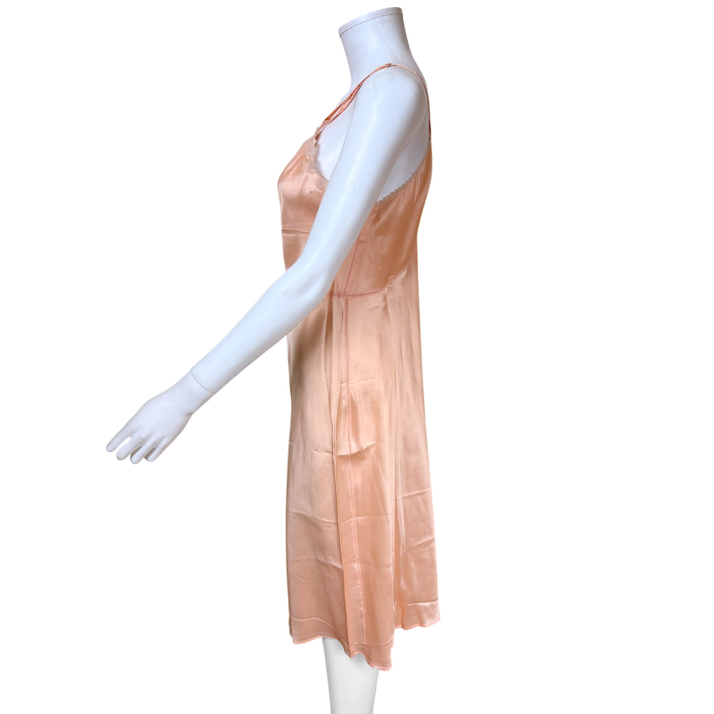 left side view of vintage 1940s satin slip