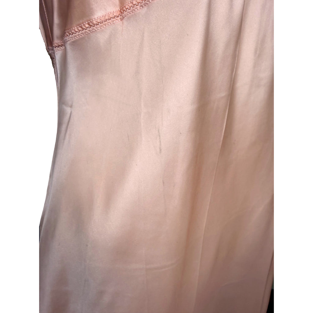marks on 1940s satin slip