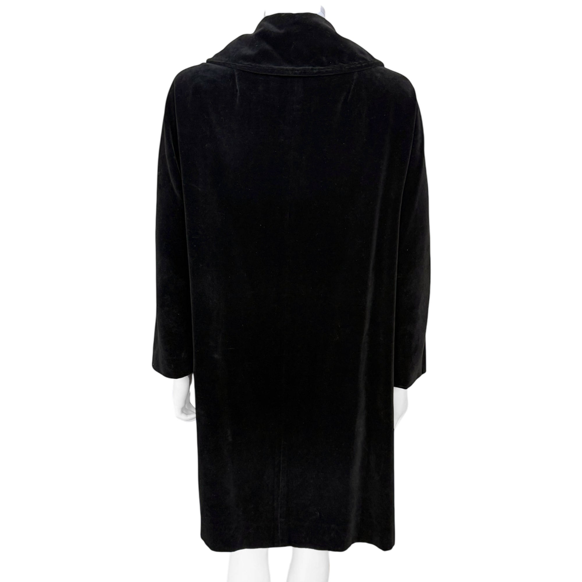 back view of 1960s velvet swing coat montreal 
