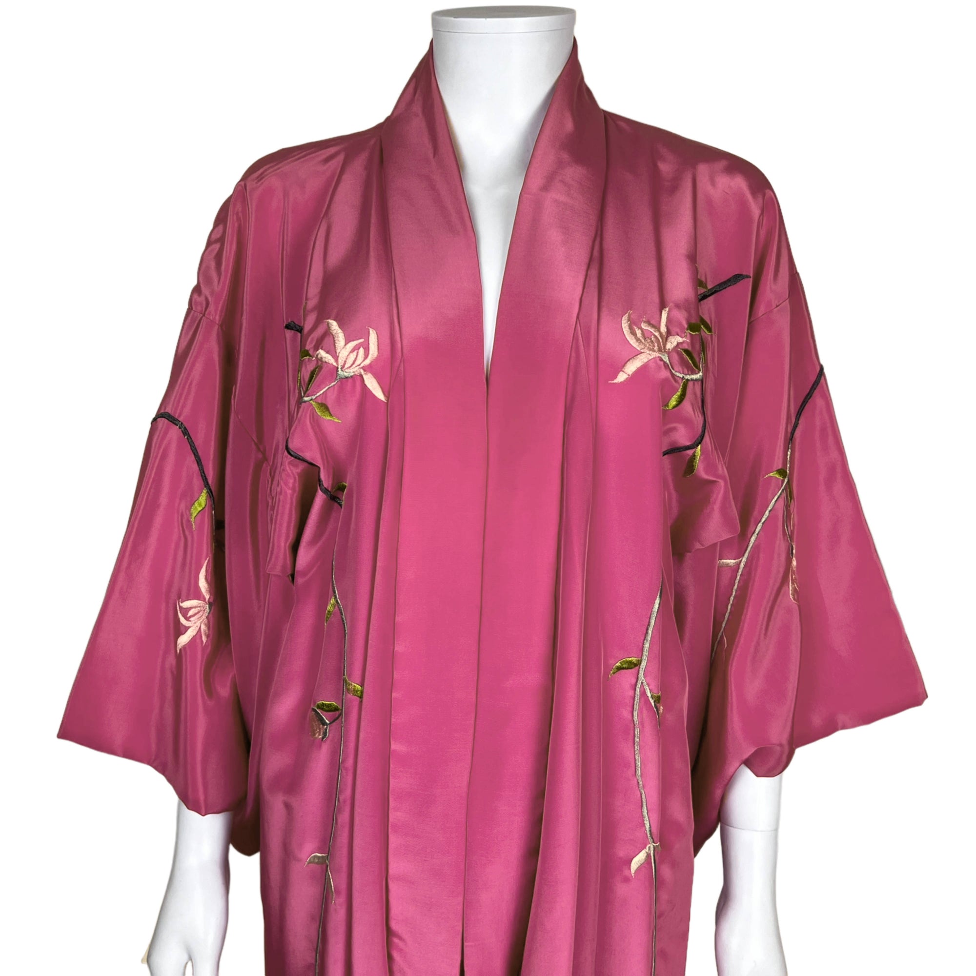 Vintage Embroidered Kimono Dressing Gown Pink Robe Japan