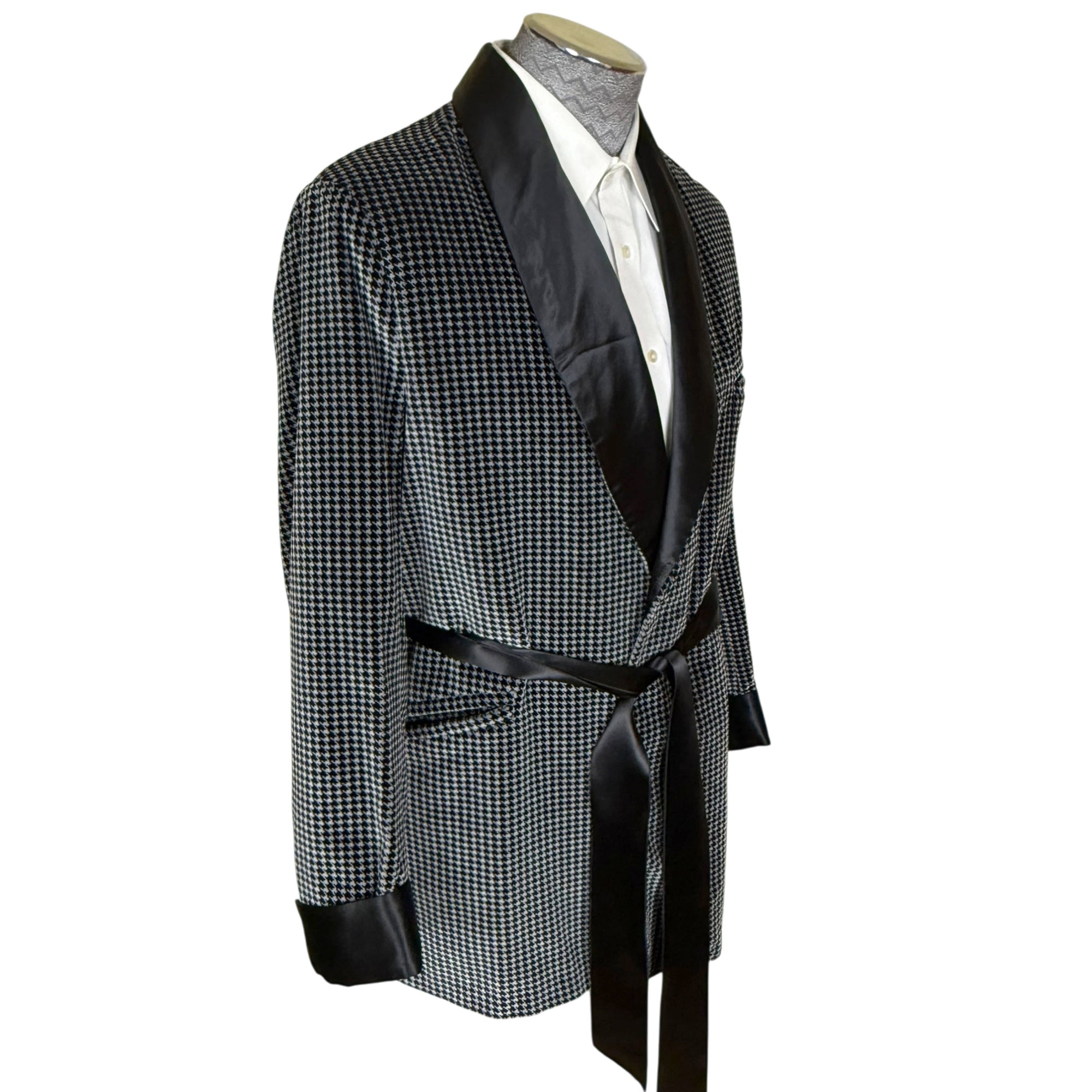intage Saks Fifth Avenue cotton velvet smoking jacket with satin shawl collar and cuffs