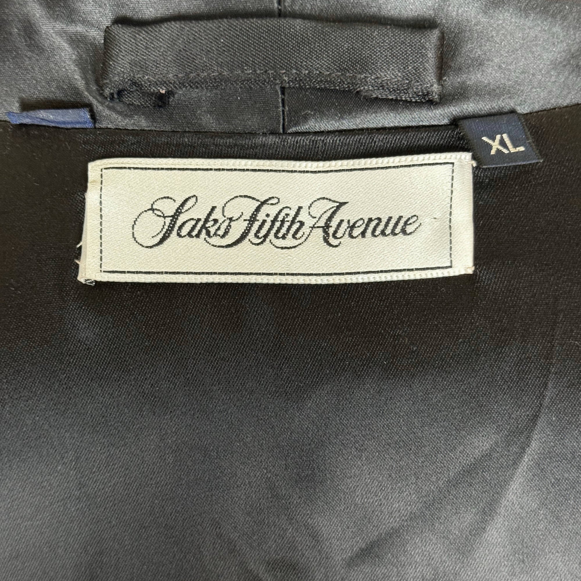 Vintage Saks Fifth Avenue label and XL size tag inside men's smoking jacket