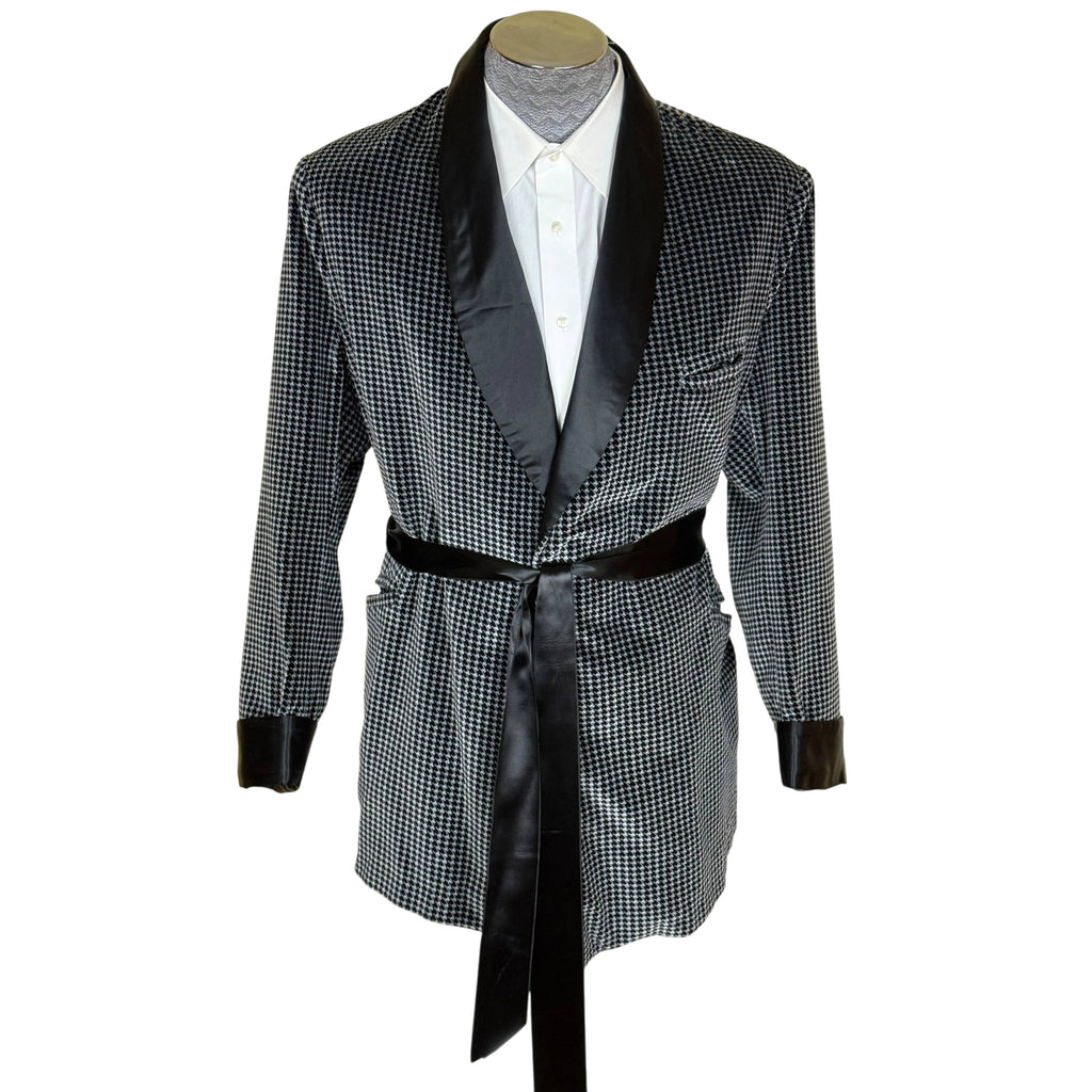 Vintage 1990s Saks Fifth Avenue black and white houndstooth cotton velvet smoking jacket