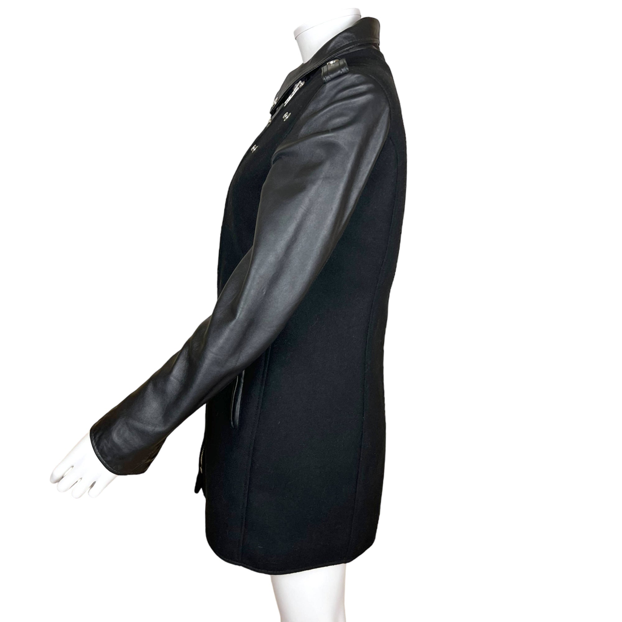 Vintage Ladies 1980s Schott NYC Perfecto Motorcycle Jacket M