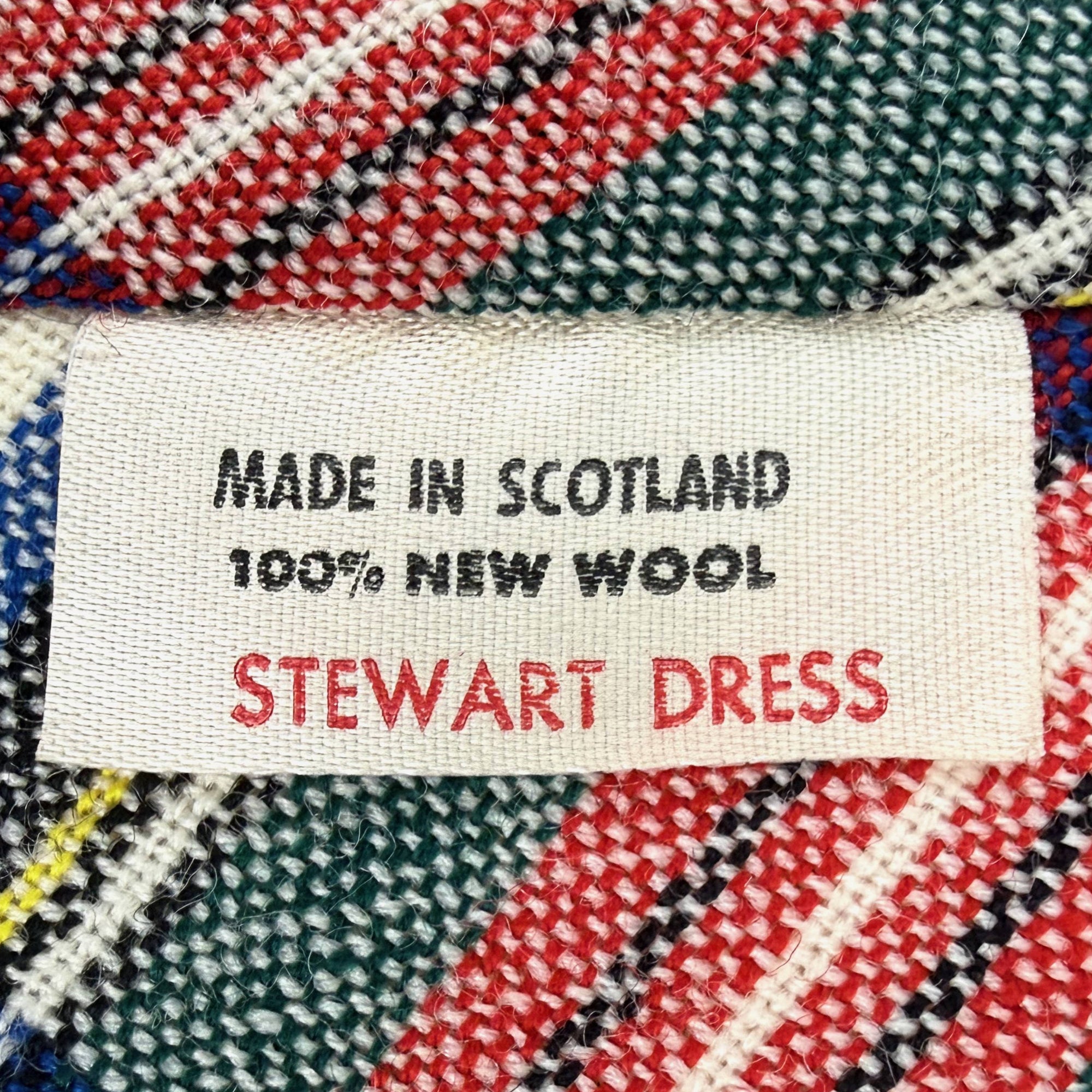 made in scotland 100% new wool stewart dress tie label