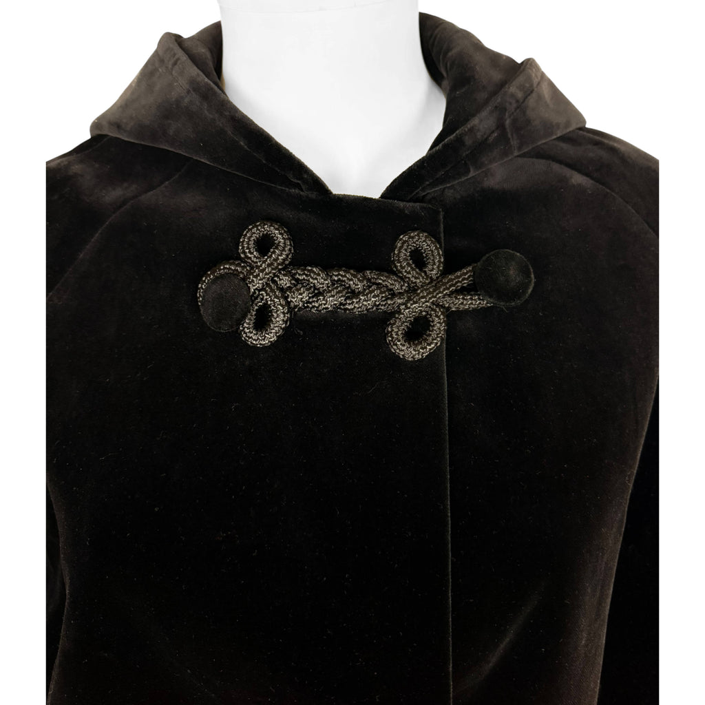 Vintage 1970s Black Velvet Hooded Cape Surrey Classics Canada Size M