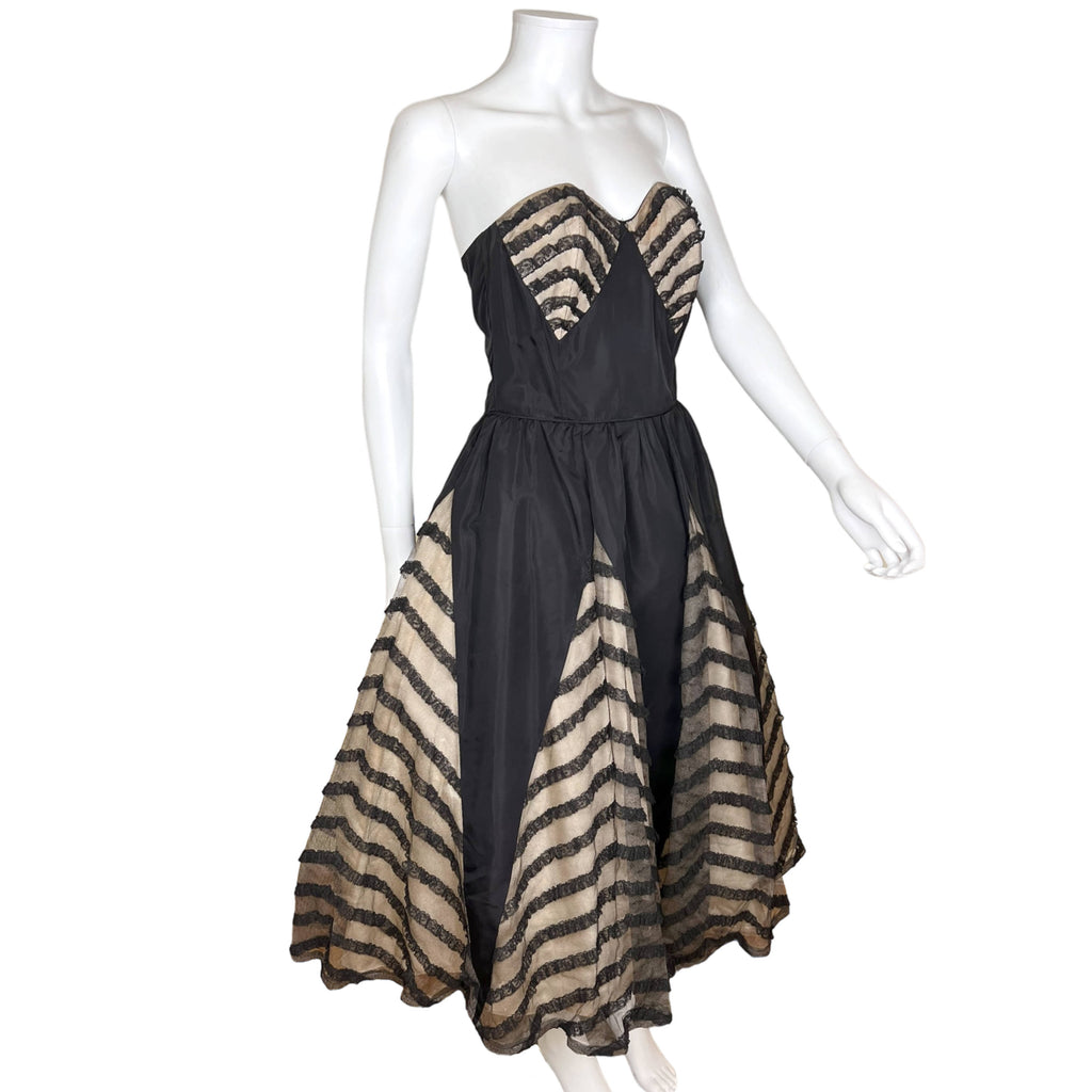 Vintage 1950s Strapless Evening Dress w Lace Net Insets Sz M