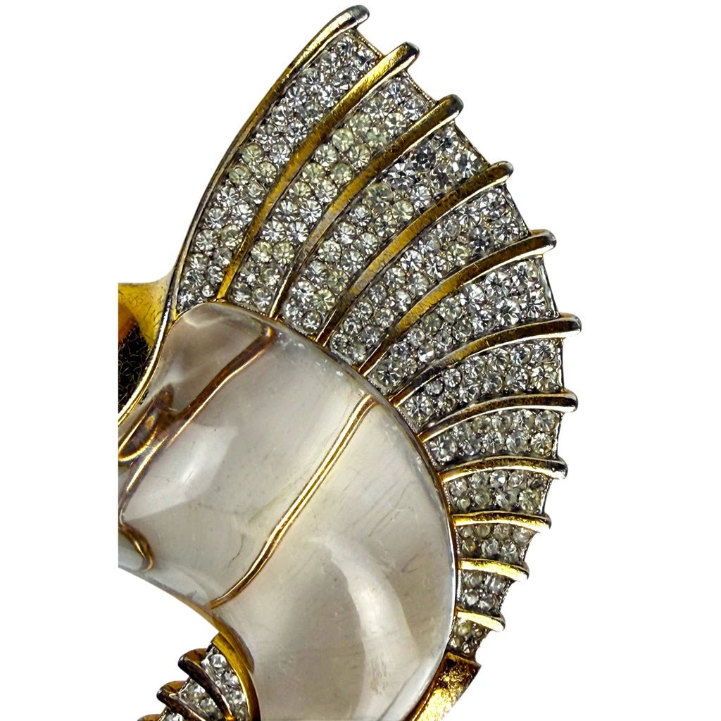 close up of rhinestones on trifari strass sailfish