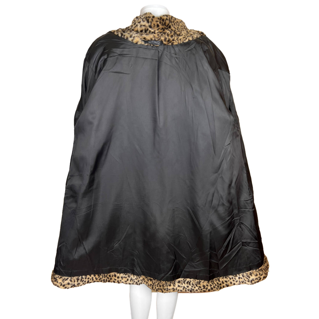 1980s Vintage Leopard Faux Fur Coat by Utex Ladies Size S