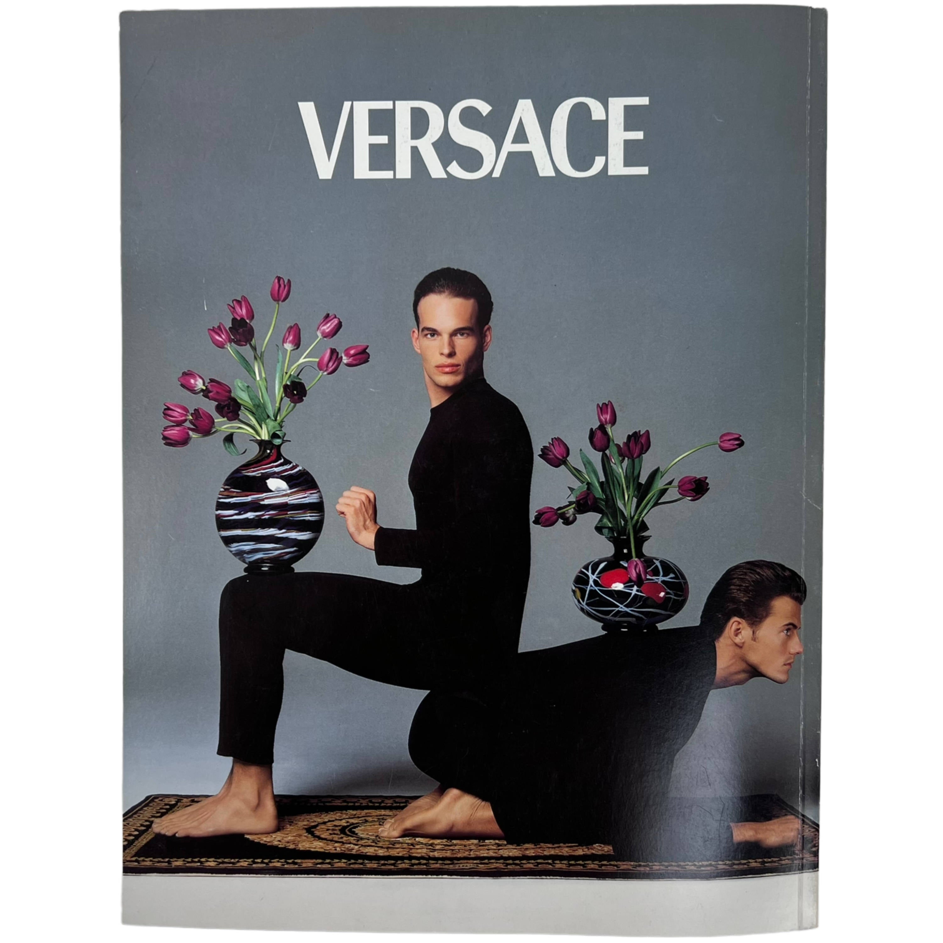 Gianni Versace カタログ　1997 Vintage Gianni Versace Catalog 1997 Spring Summer Look Book