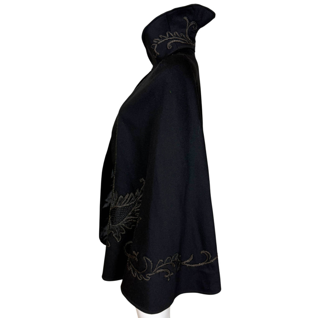 side view of Victorian cape sold by S Carsley of Montreal