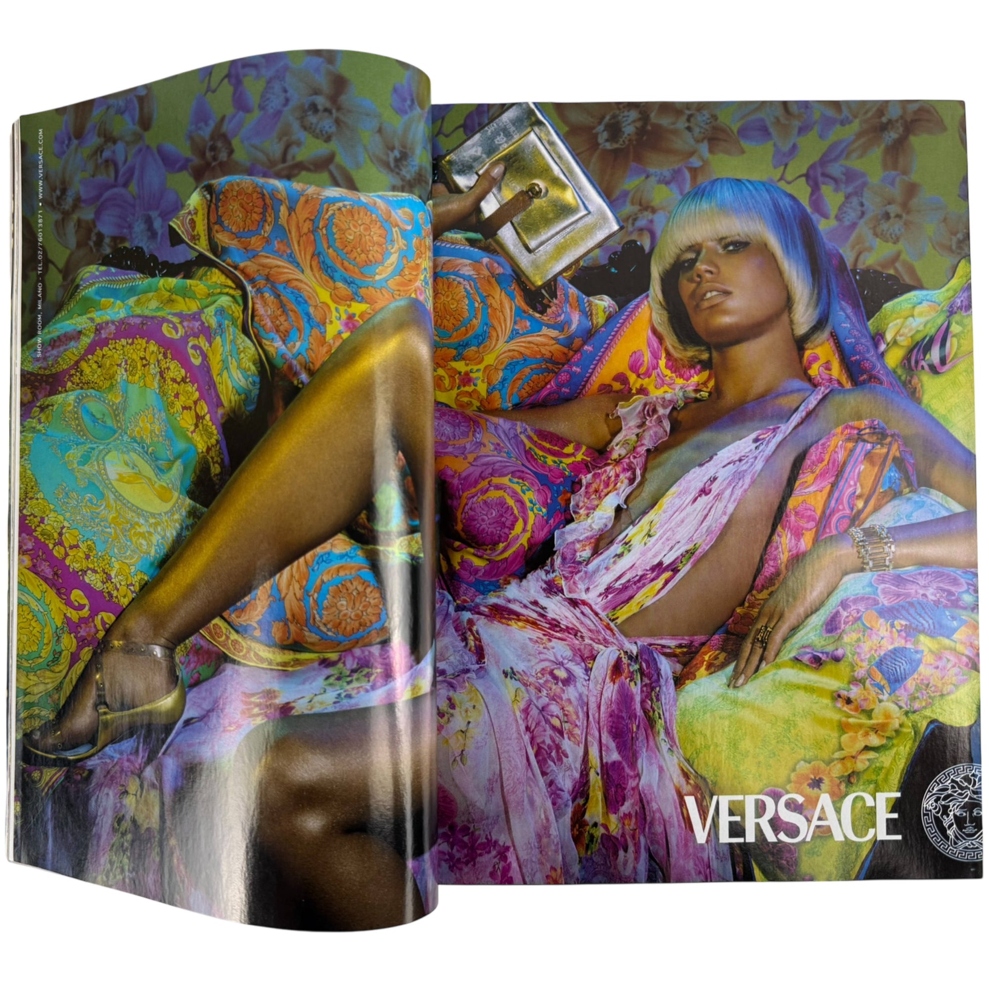 italia vogue versace ad march 2004