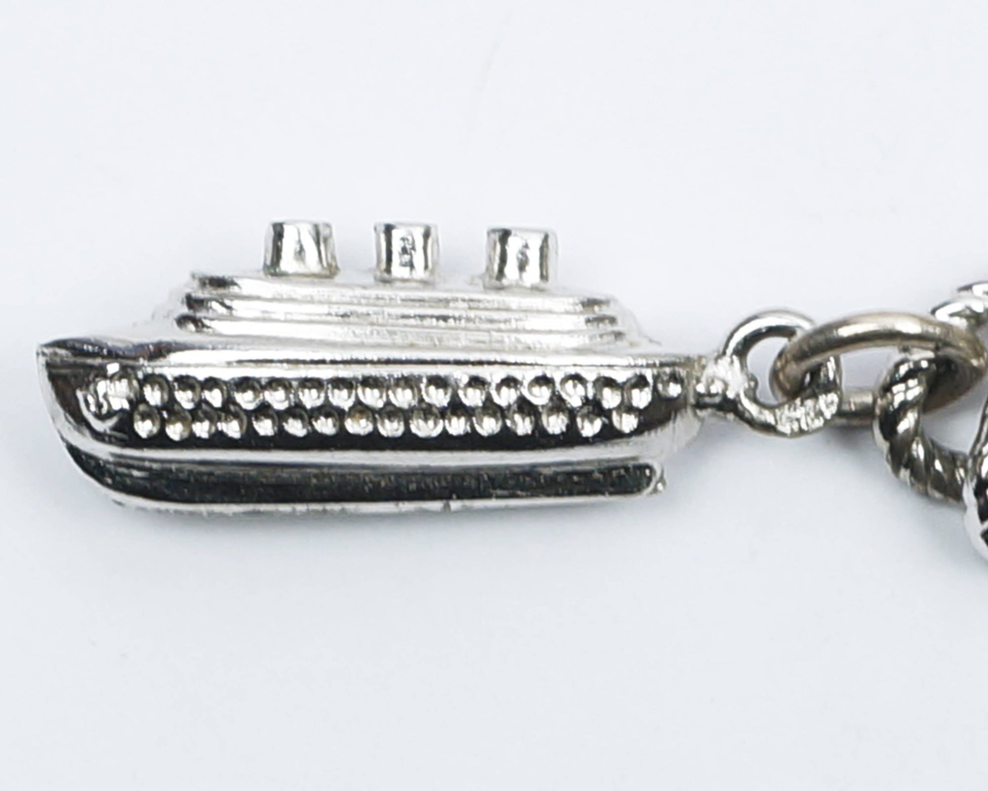 Vintage Sterling Silver Charm Bracelet w 10 Charms - Poppy's Vintage Clothing