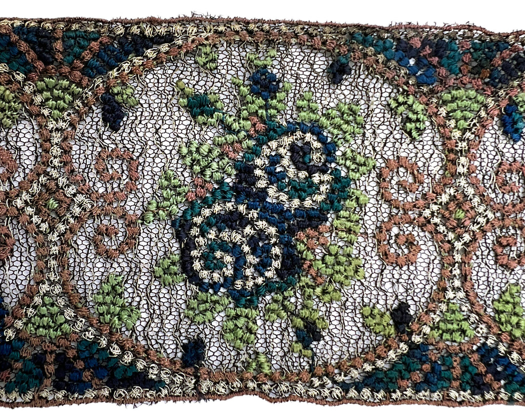 Vintage 1920s Silk Ribbon Metallic Silver Woven Floral Pattern Flapper Millinery Per Yard - Poppy's Vintage Clothing