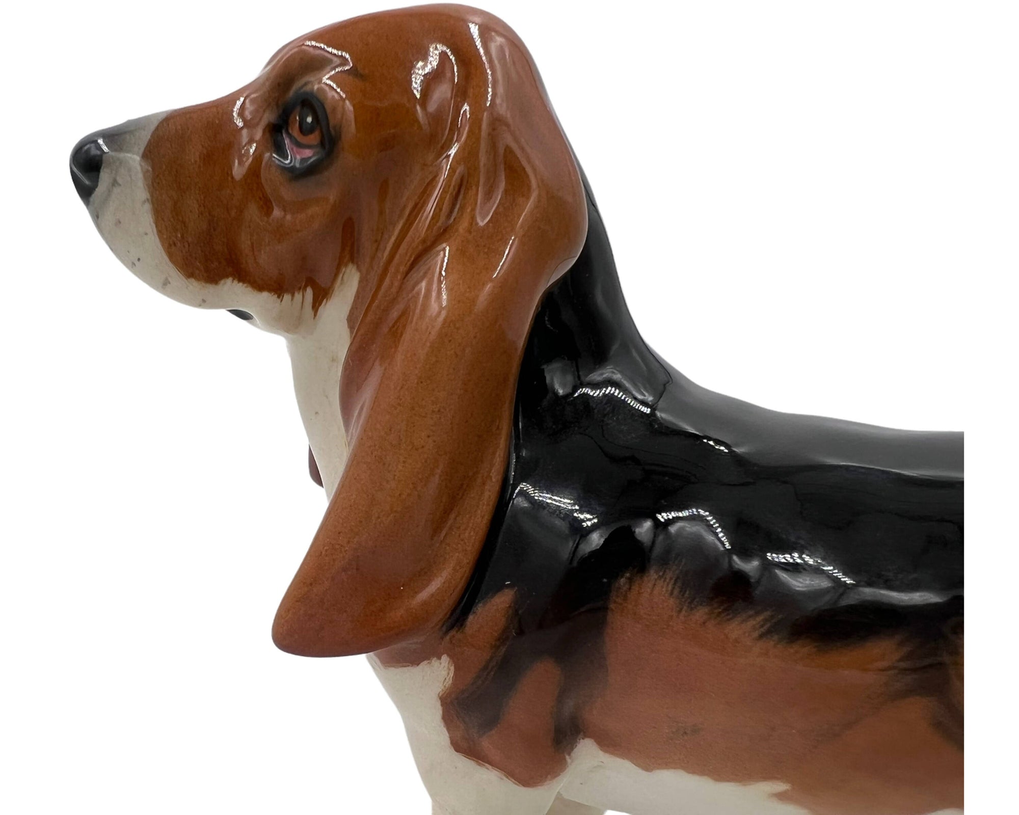 Vintage Beswick Basset Hound Dog Figurine Fochno Trinket No 2045A - Poppy's Vintage Clothing