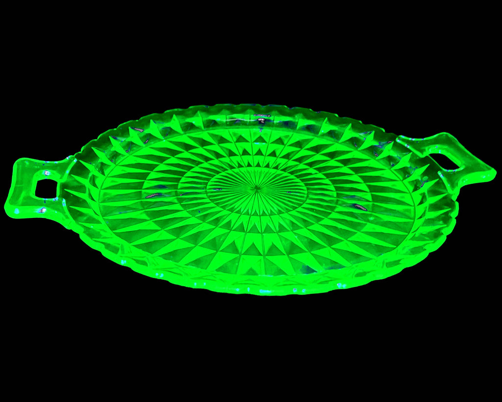 Vintage 1930s Windsor Depression Glass Green Vaseline Cake Plate Handled - Poppy's Vintage Clothing