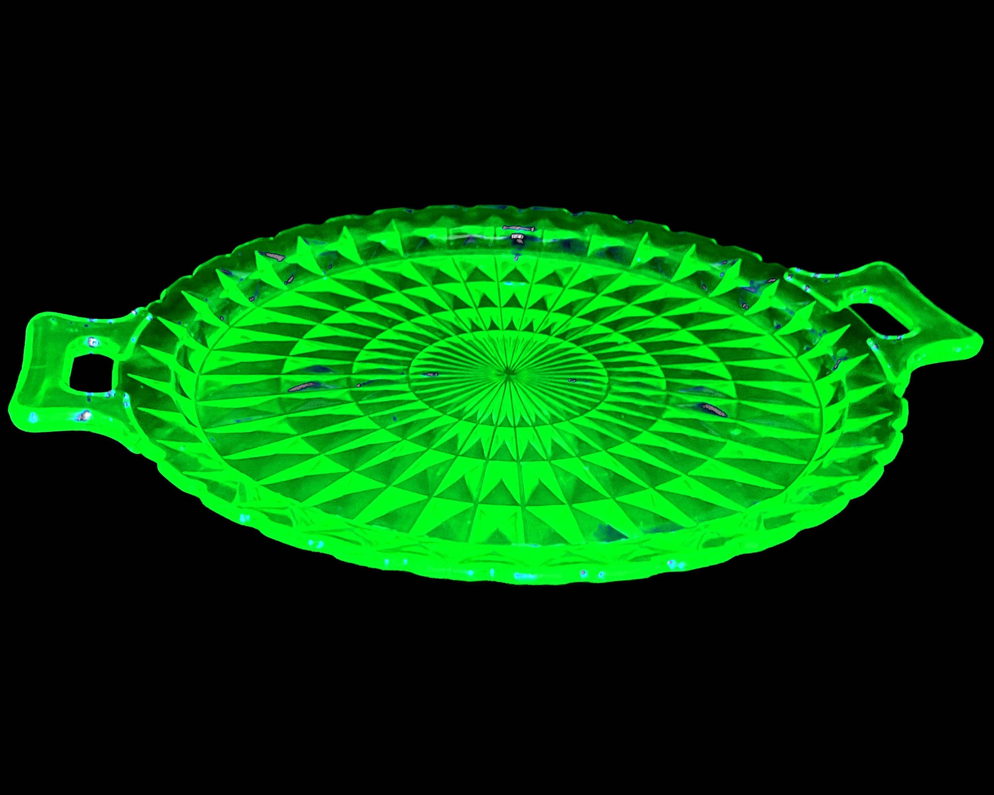 Vintage 1930s Windsor Depression Glass Green Vaseline Cake Plate Handled - Poppy's Vintage Clothing