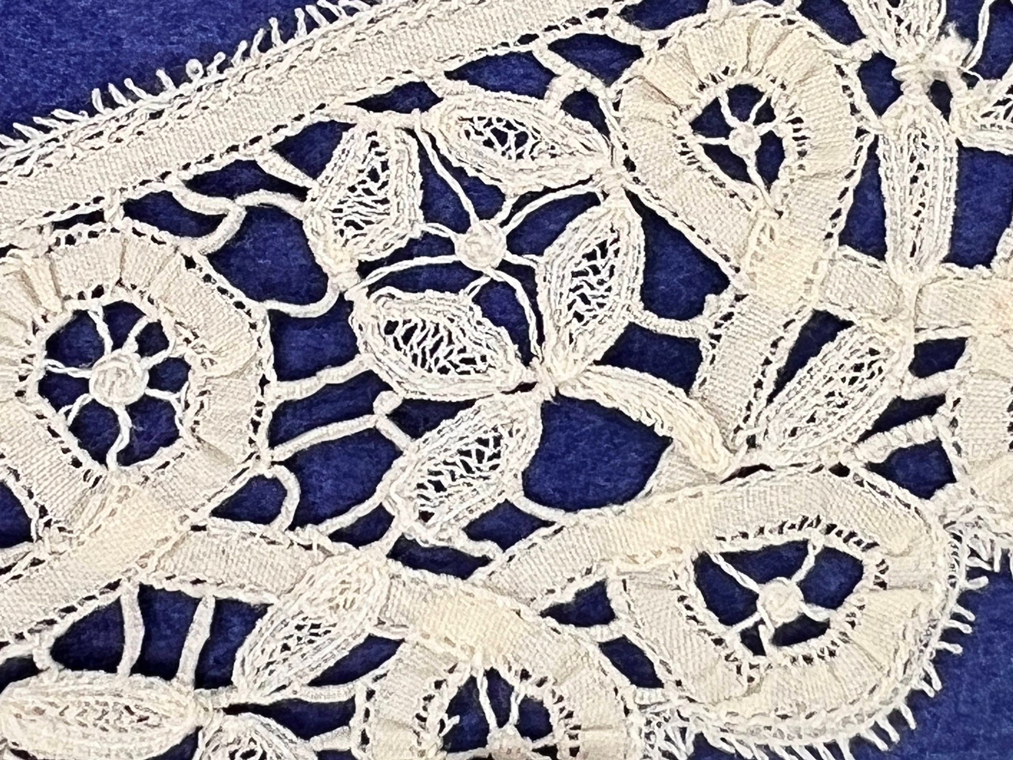 Large Antique Honiton Lace Collar Hand Made Victorian Era - Poppy's Vintage Clothing