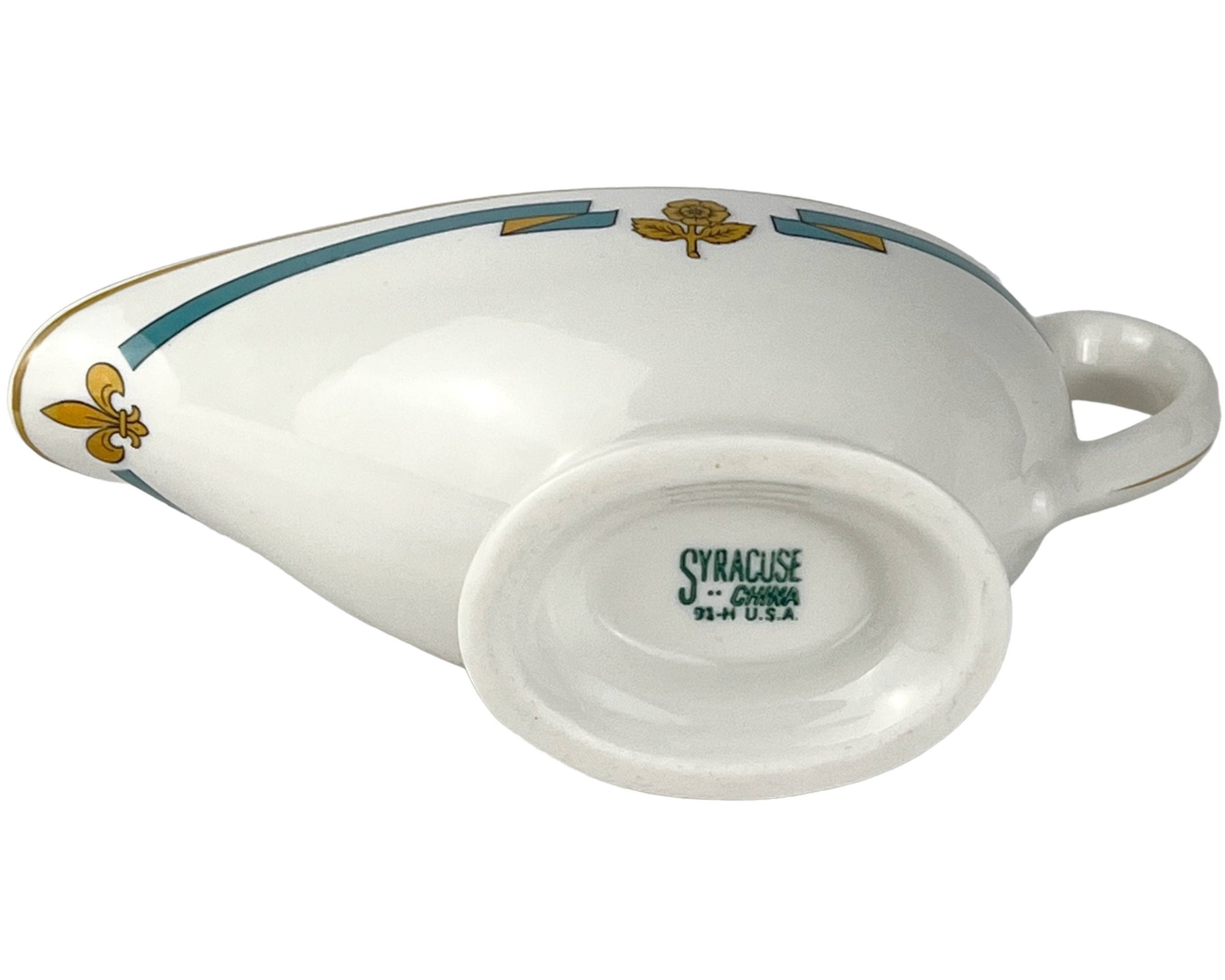 1962 Vintage City of Montreal Quebec Restaurant Ware Syracuse China Gravy Boat - Poppy's Vintage Clothing