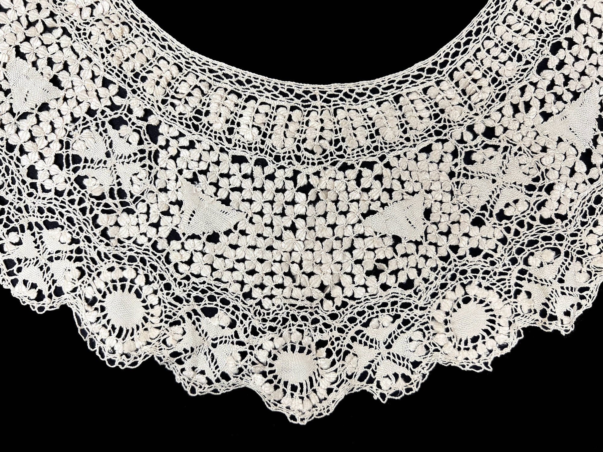 Large Antique Maltese Silk Lace Collar Hand Made Victorian Era - Poppy's Vintage Clothing