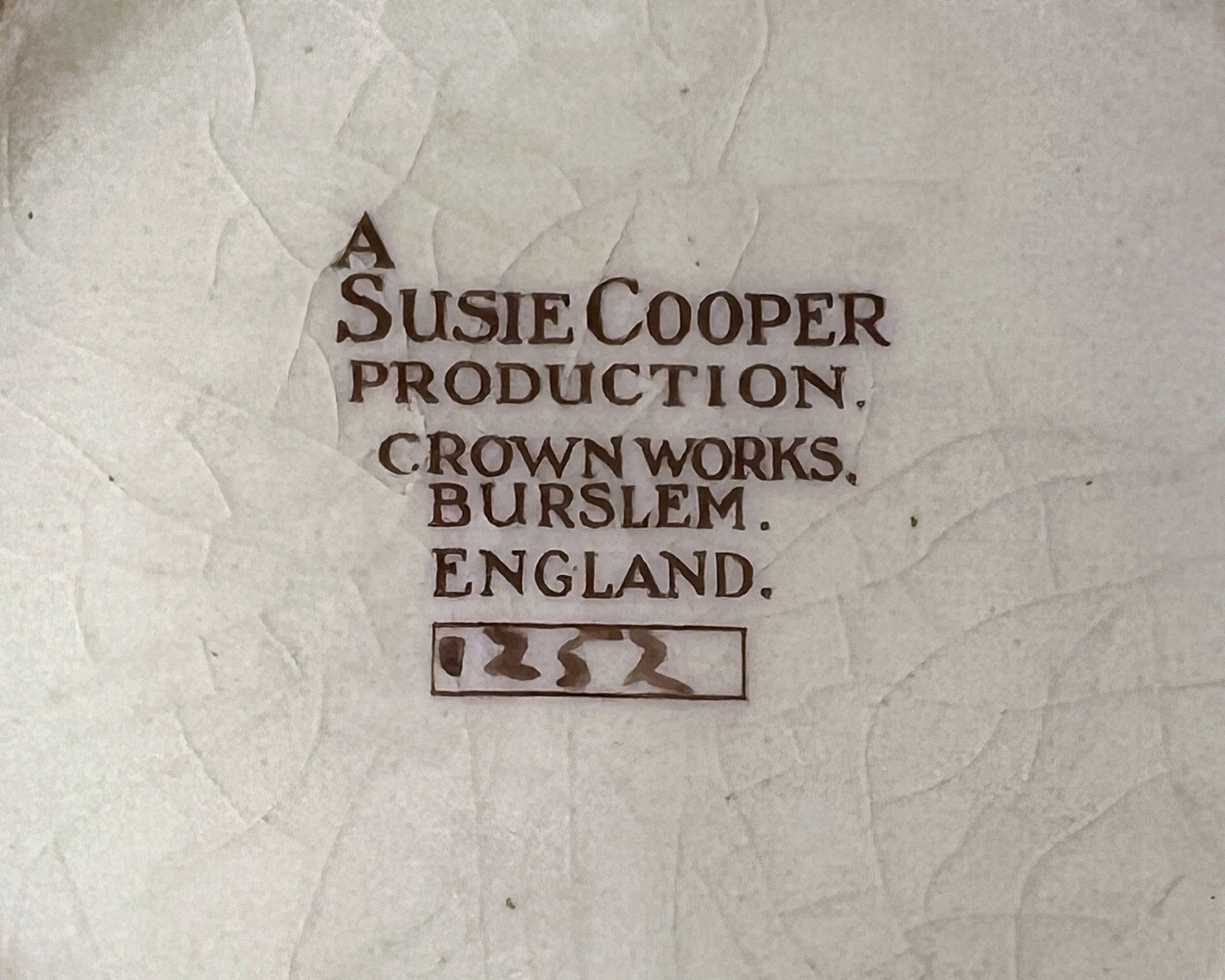 Vintage Susie Cooper Kestrel Pink Crescents Sugar Bowl - Poppy's Vintage Clothing