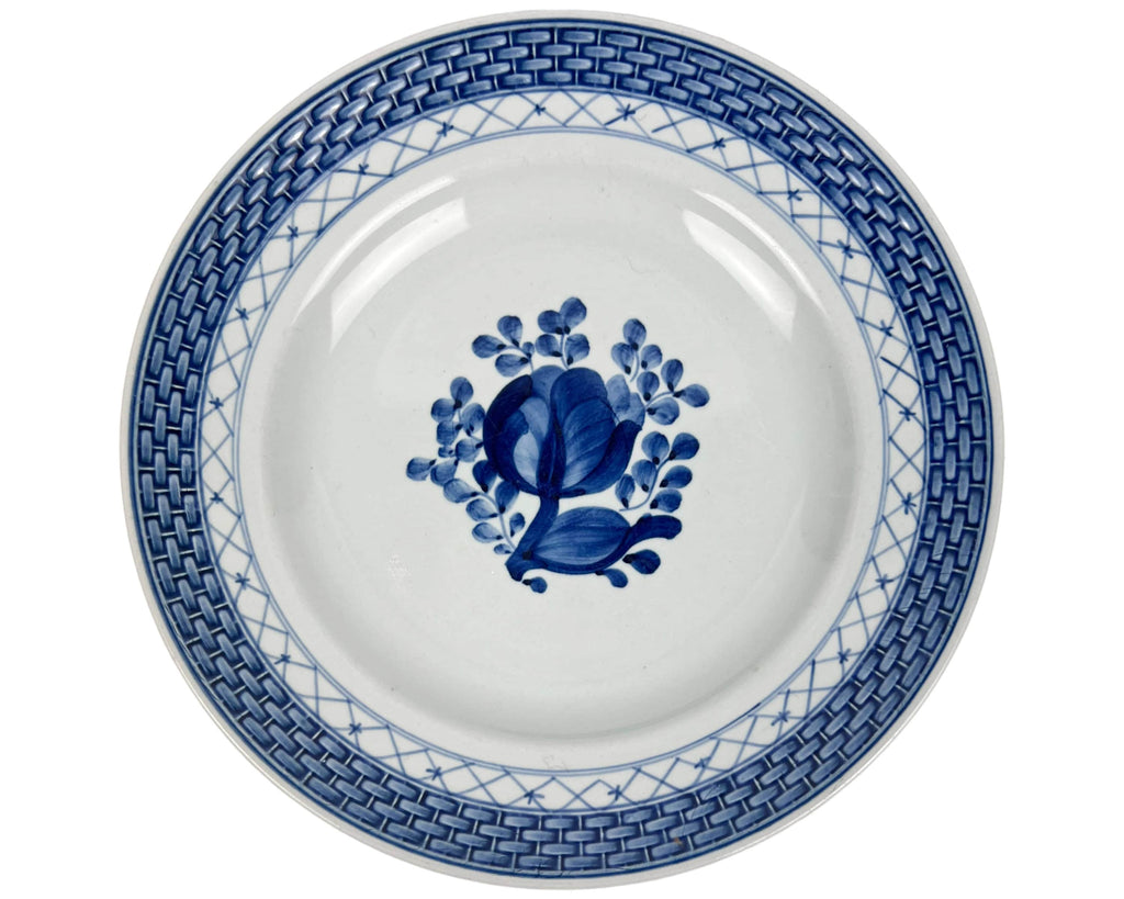 Vintage 1965 Royal Copenhagen Alumni Porcelain Traquebar Blue Bread & Butter Plate 6 3/4 - Poppy's Vintage Clothing