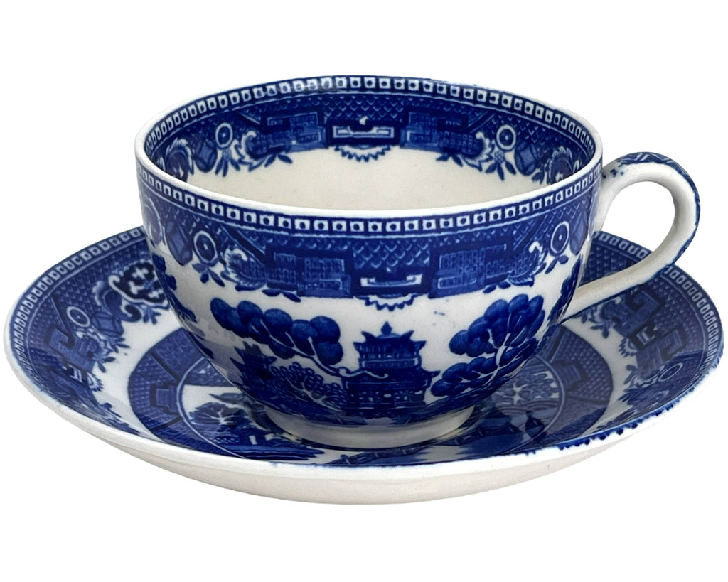 Vintage 1930s Blue Willow Cup & Saucer Alfred Meakin Old Willow - Poppy's Vintage Clothing