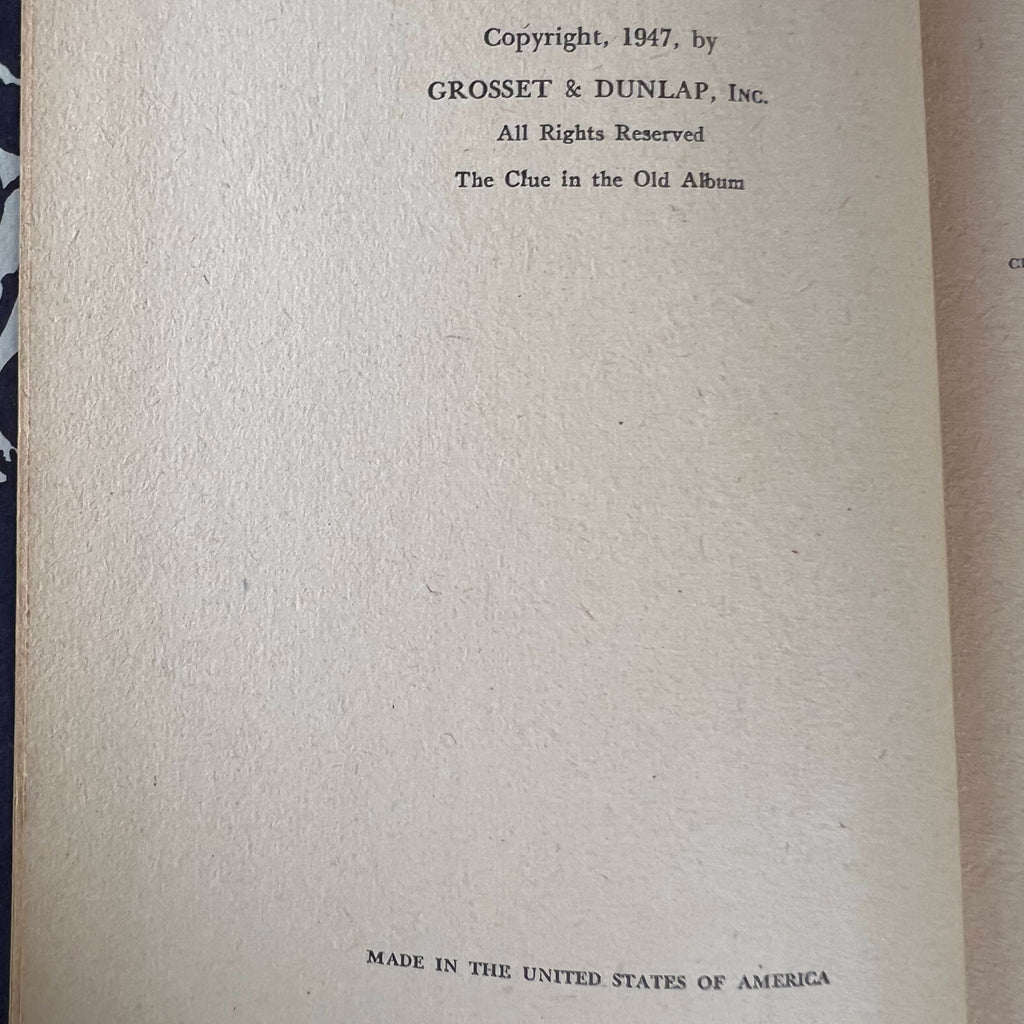 Vintage Nancy Drew Book The Clue in the Old Album 1st Edition 1st Printing - Poppy's Vintage Clothing