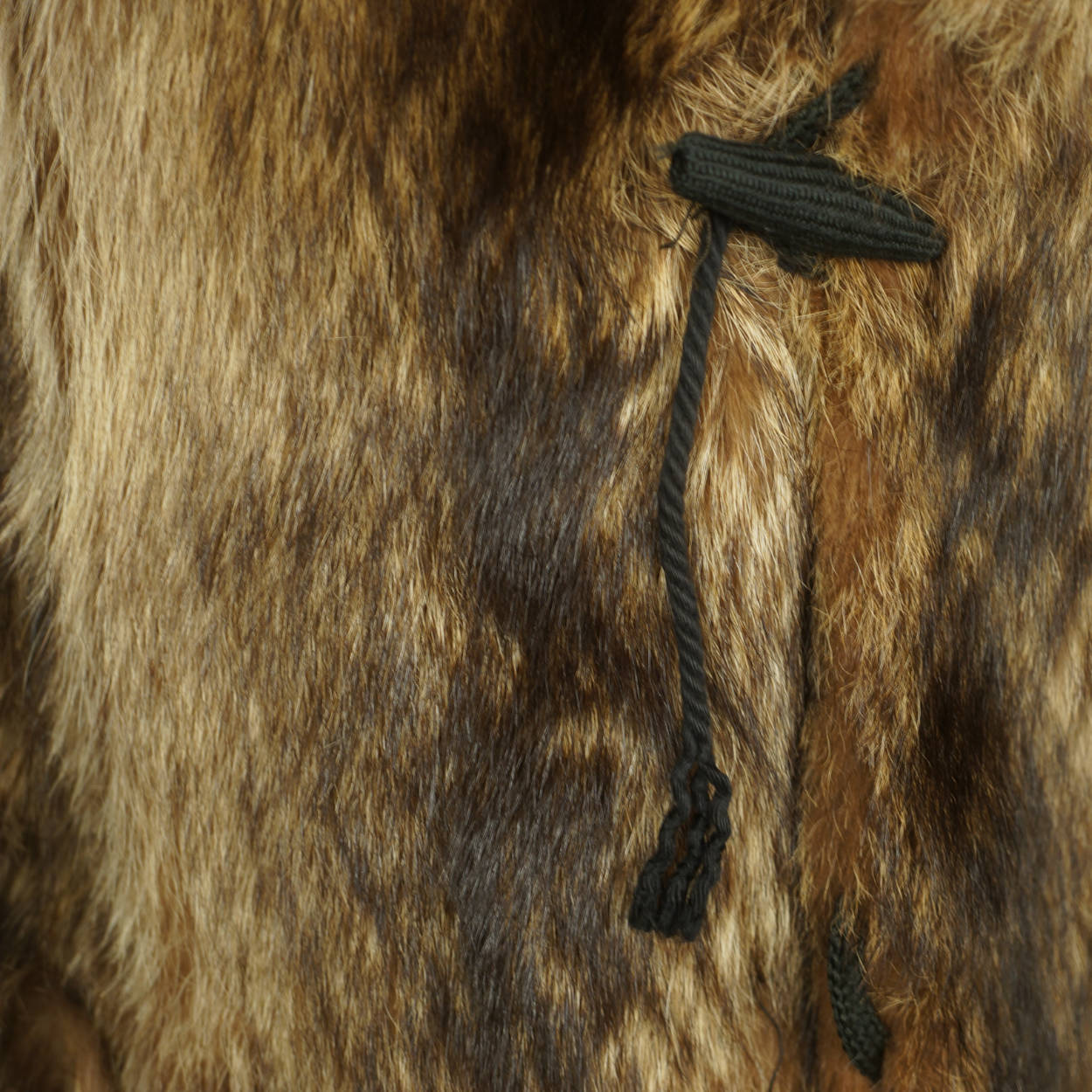Vintage 1920s Mens Raccoon Fur Coat Ivy League Football Fan Size L - Poppy's Vintage Clothing