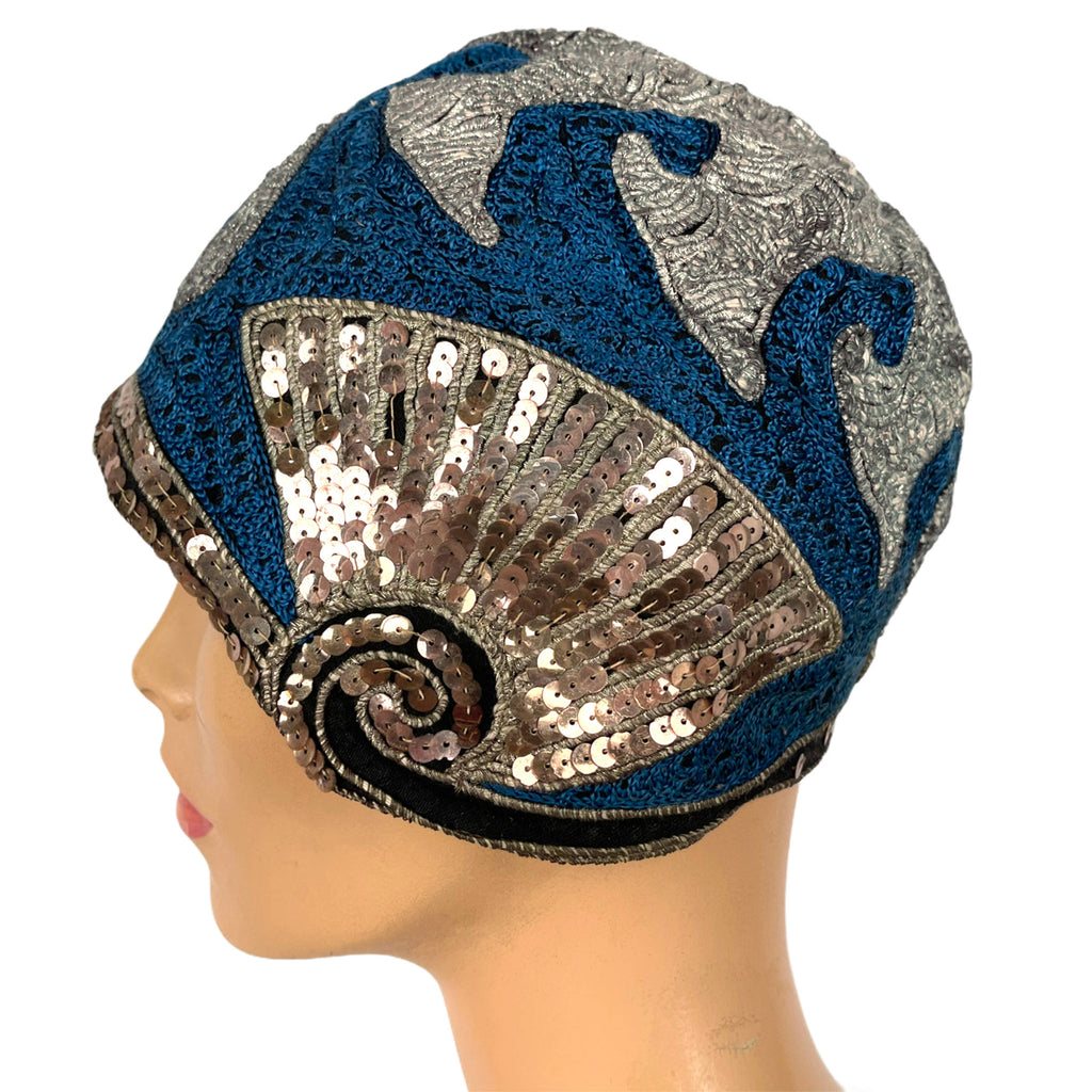 Vintage 1920s Flapper Cloche Hat 
