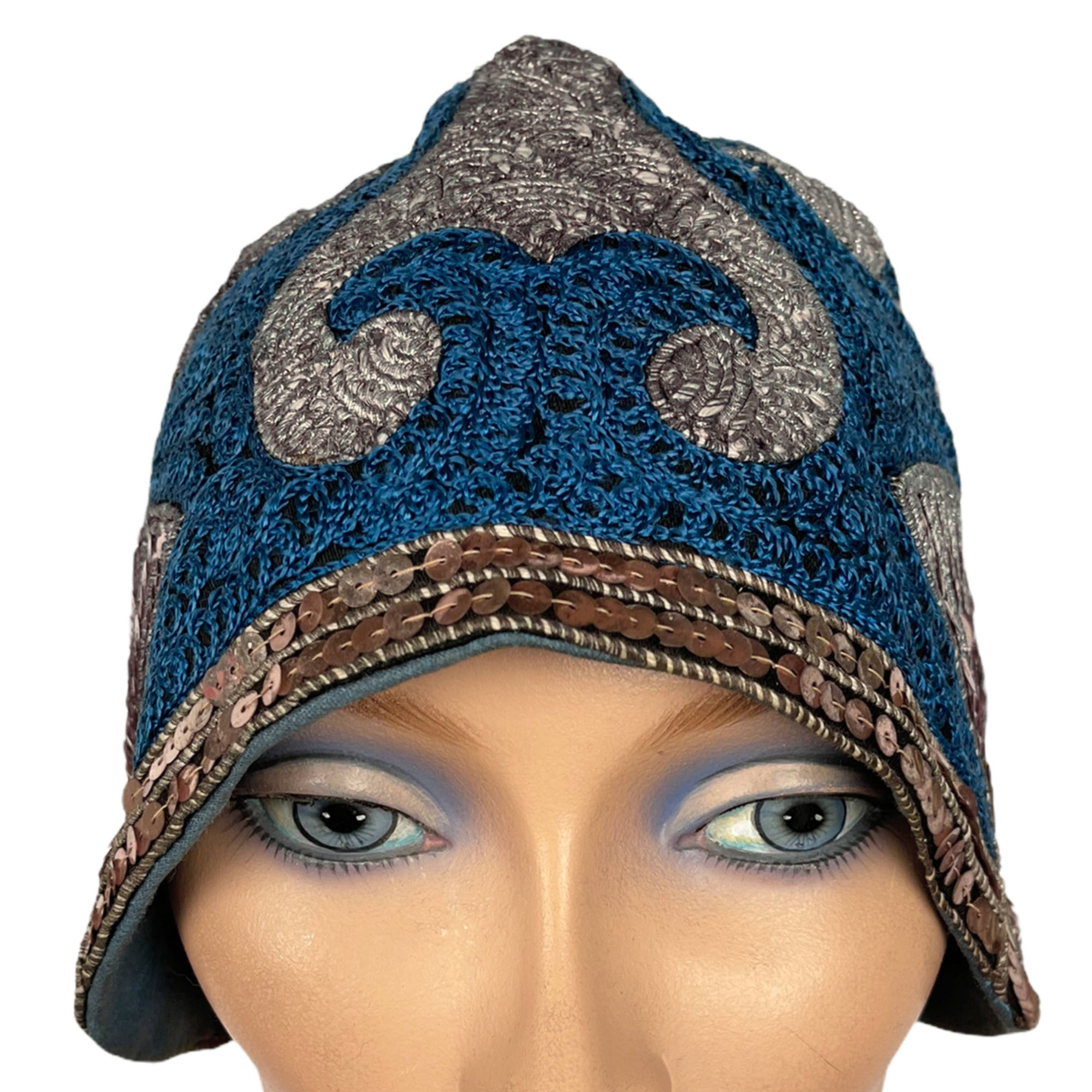 Vintage 1920s Flapper Cloche Hat 