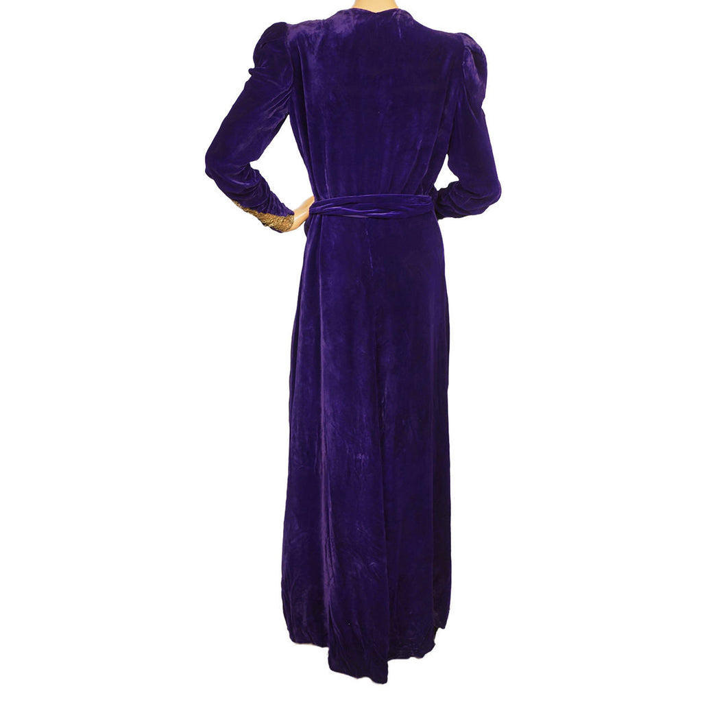 Vintage 1930s Purple Velvet Robe Lounging Dressing Gown Ladies Size Medium - Poppy's Vintage Clothing