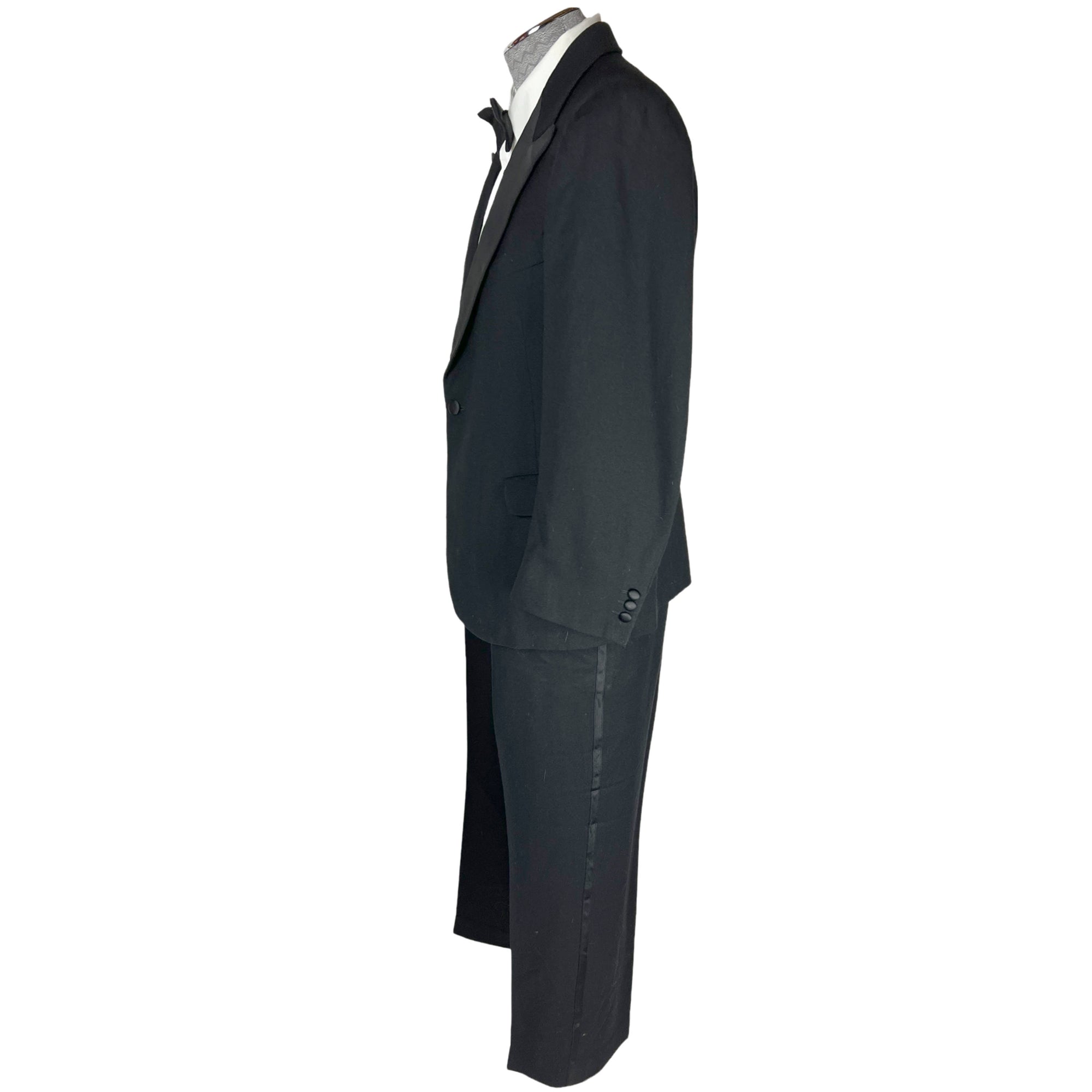 Vintage 1940s Tuxedo Fashion Craft Montreal Dated 1940 Sz 42