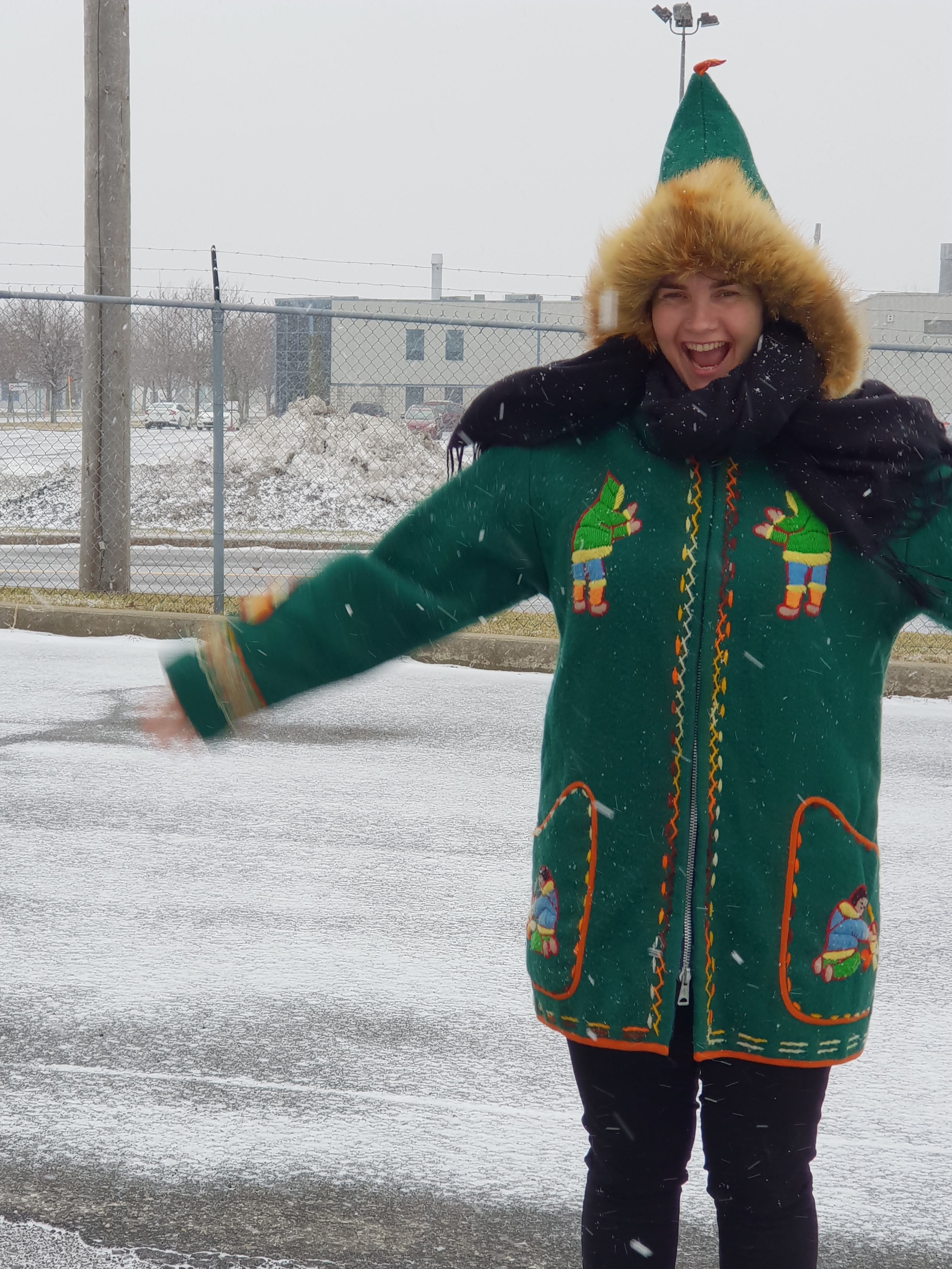 Vintage Eskimo Duffle Parka Coat Inuit Embroidered Green