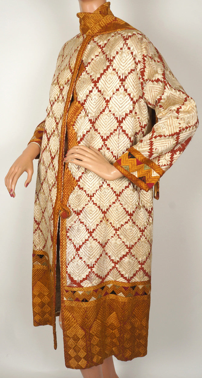 1920s Art Deco Flapper Coat in Cream and Amber Silk Embroidery - Poppy's Vintage Clothing