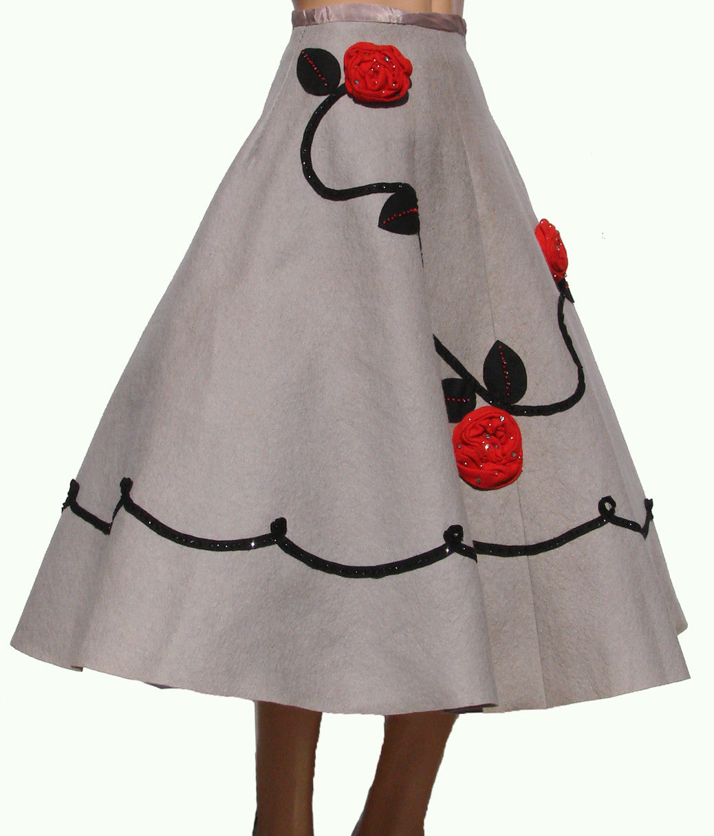 Vintage 1950s Felt Circle Skirt - Rockabilly - Rock and Roll - Small - Poppy's Vintage Clothing