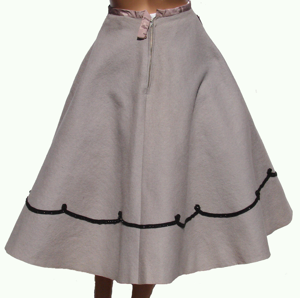 Vintage 1950s Felt Circle Skirt - Rockabilly - Rock and Roll - Small - Poppy's Vintage Clothing
