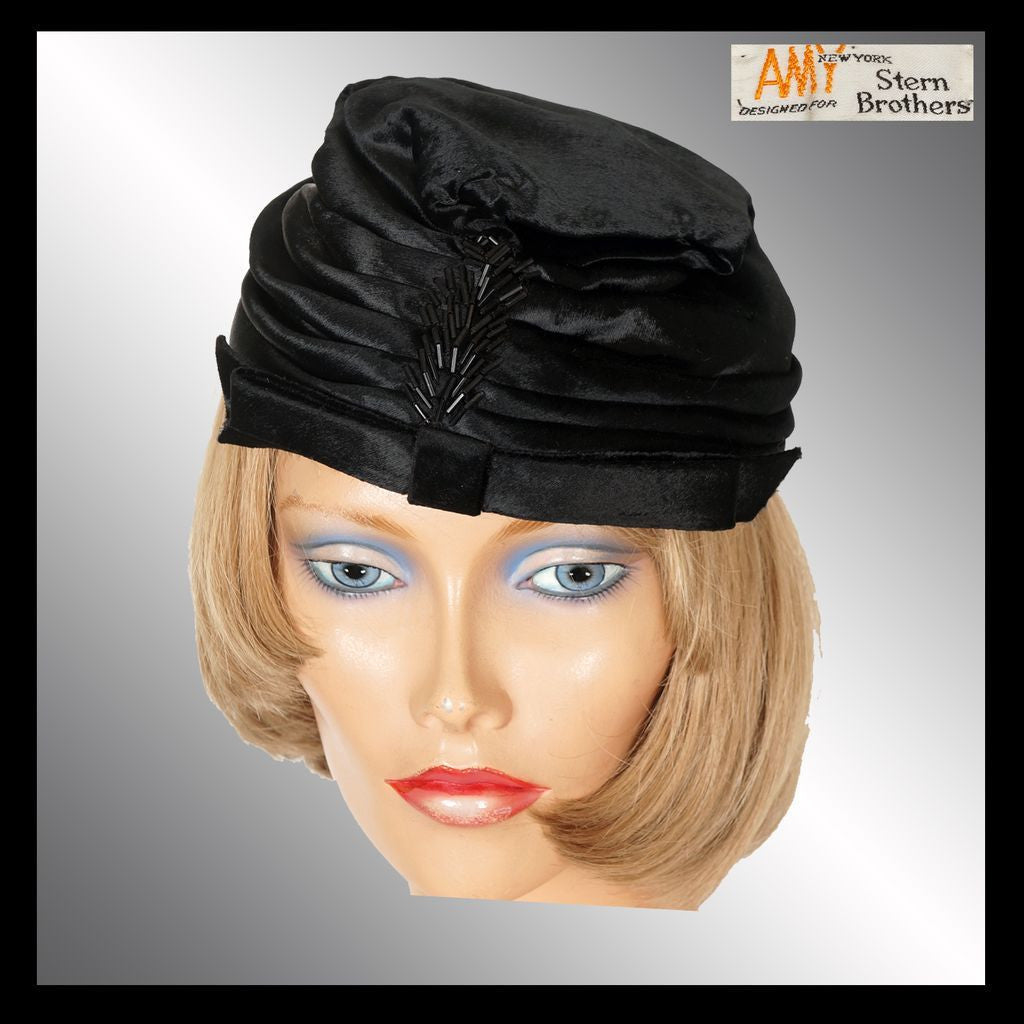 Vintage 1950s Black Panne Velvet Hat Amy New York  S / M - Poppy's Vintage Clothing