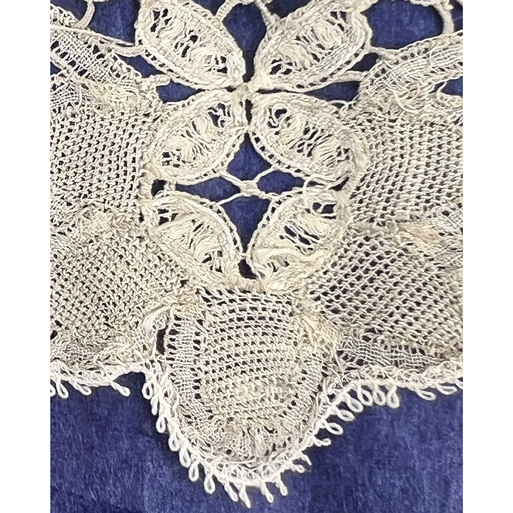 Antique Lace Collar Belgian Point Duchesse or Rosaline