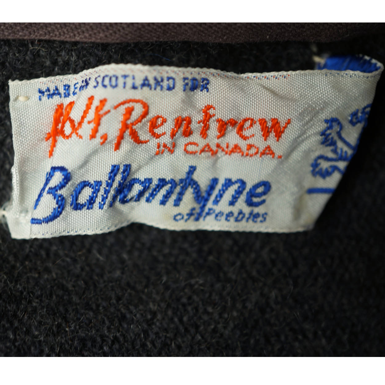 Ballantyne Gray Cashmere Argyle Intarsia Knit Crew Neck Sweater
